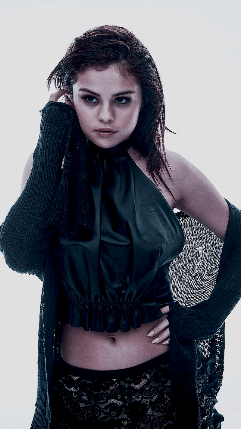 800x1420 My Selena World