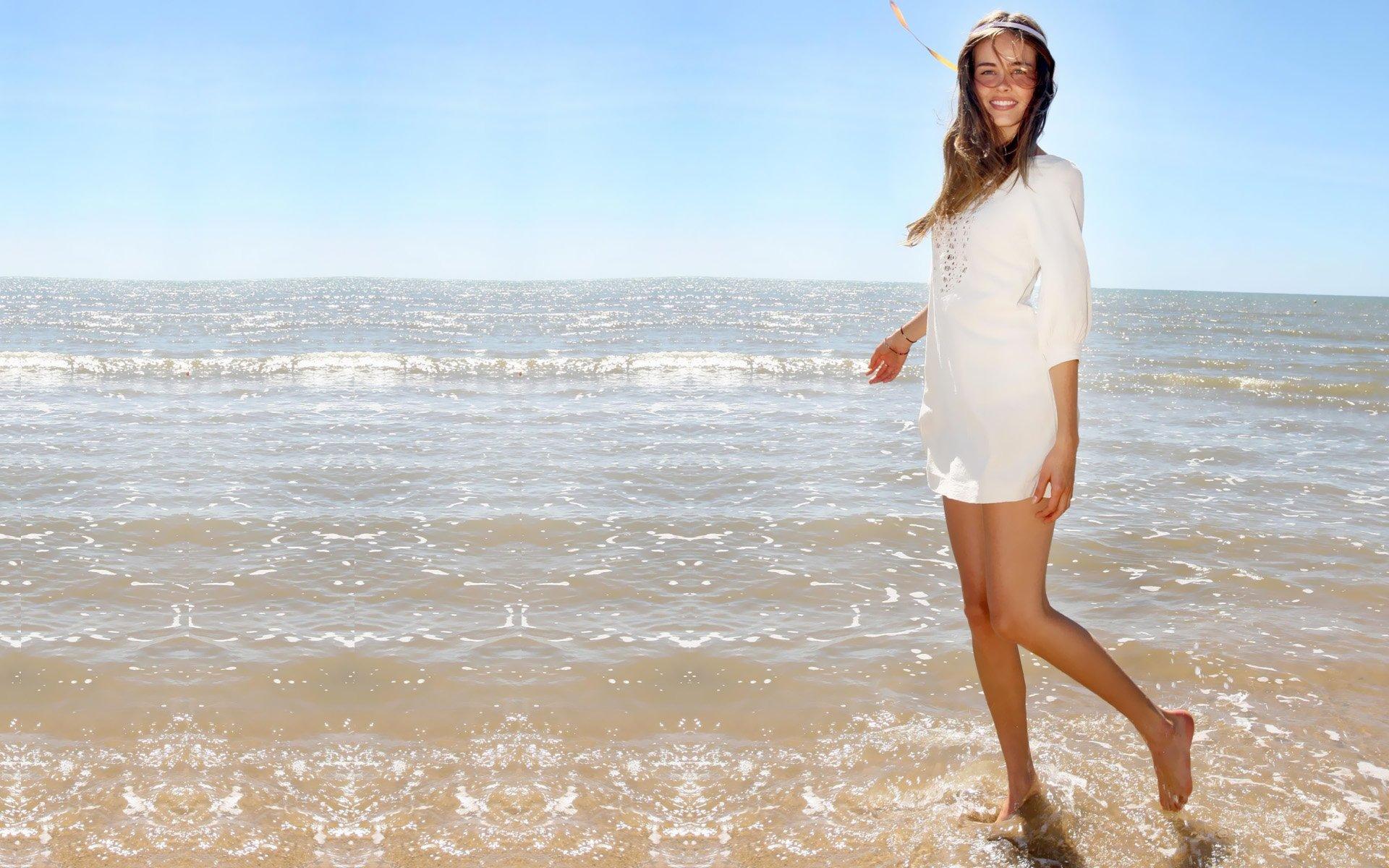 1920x1200 Isabel Lucas HD Wallpaper and Background Image