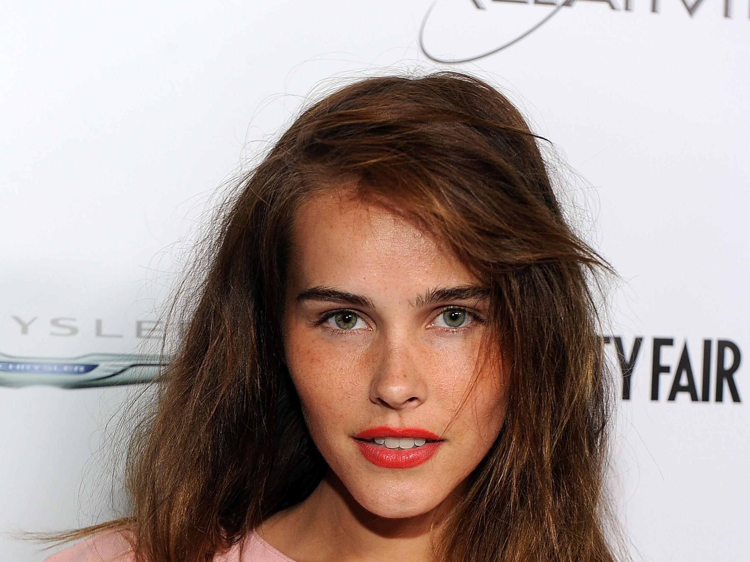2560x1920 Free download Isabel Lucas Desktop Wallpaper for HD Widescreen and Mobile [2560x1920] for your Desktop, Mobile & Tablet. Explore Isabel Lucas Wallpaper. Isabel Lucas Wallpaper, Lucas Background, Lucas Black Wallpaper