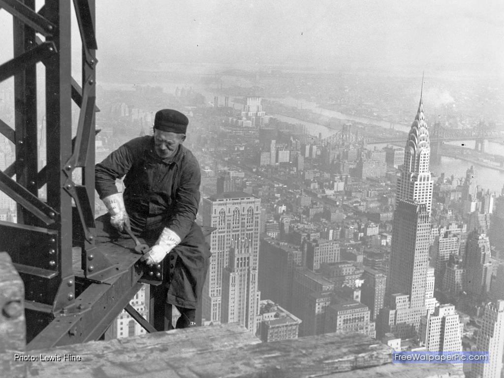 1024x768 Empire state building wallpaper