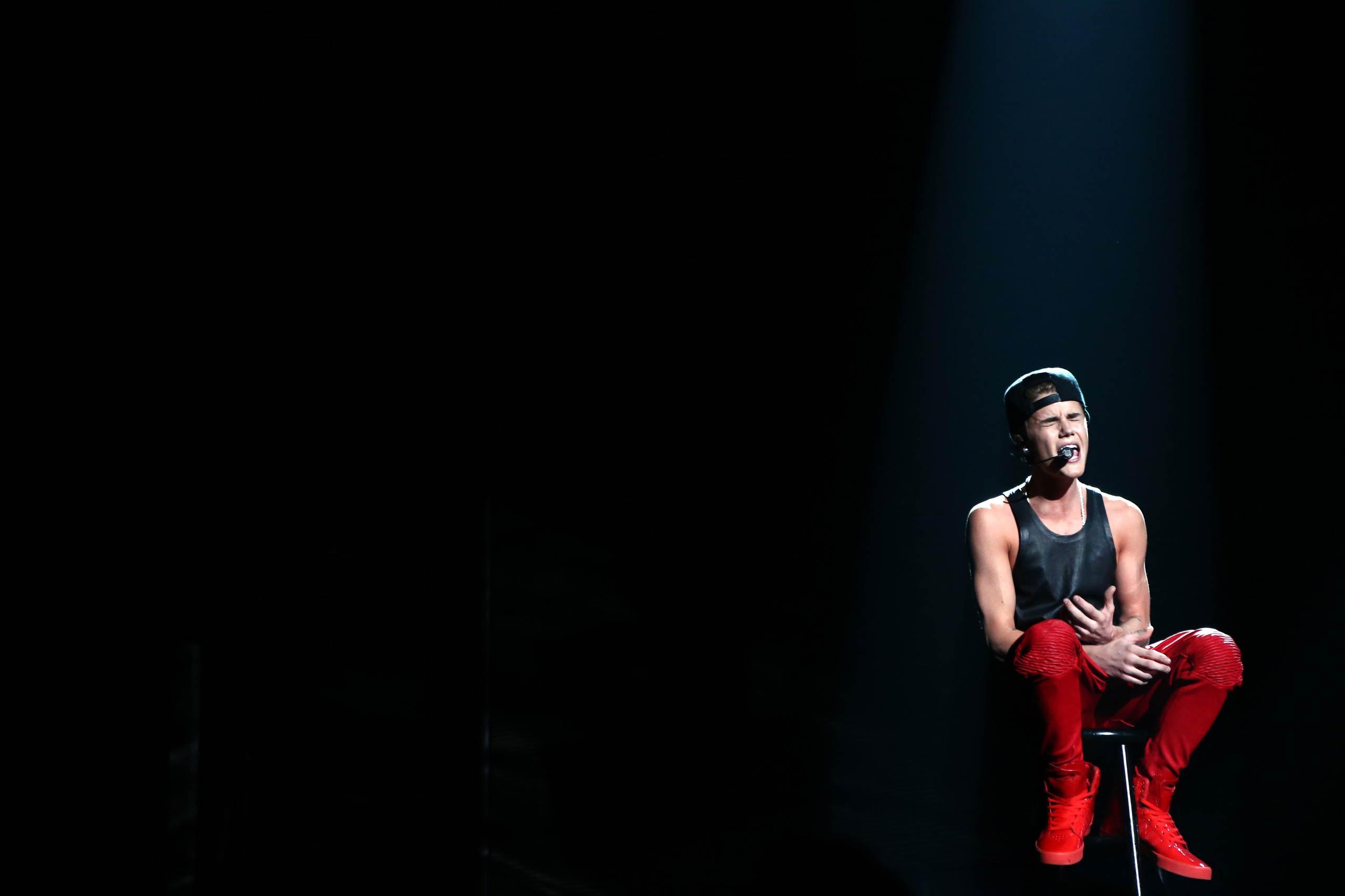 2560x1707 Photos: Justin Bieber Over the Years