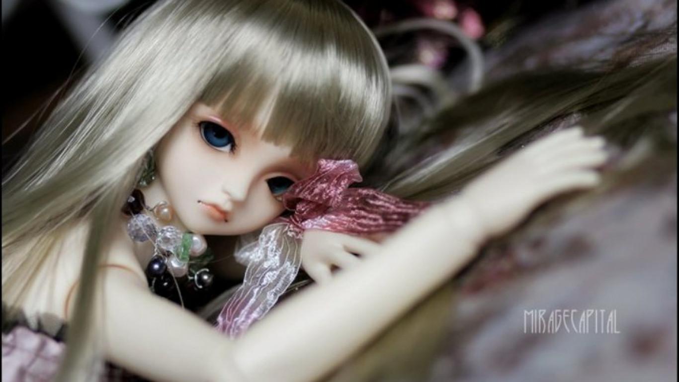 1366x768 Sad Girl Desktop Widescreen Wallpaper 31202