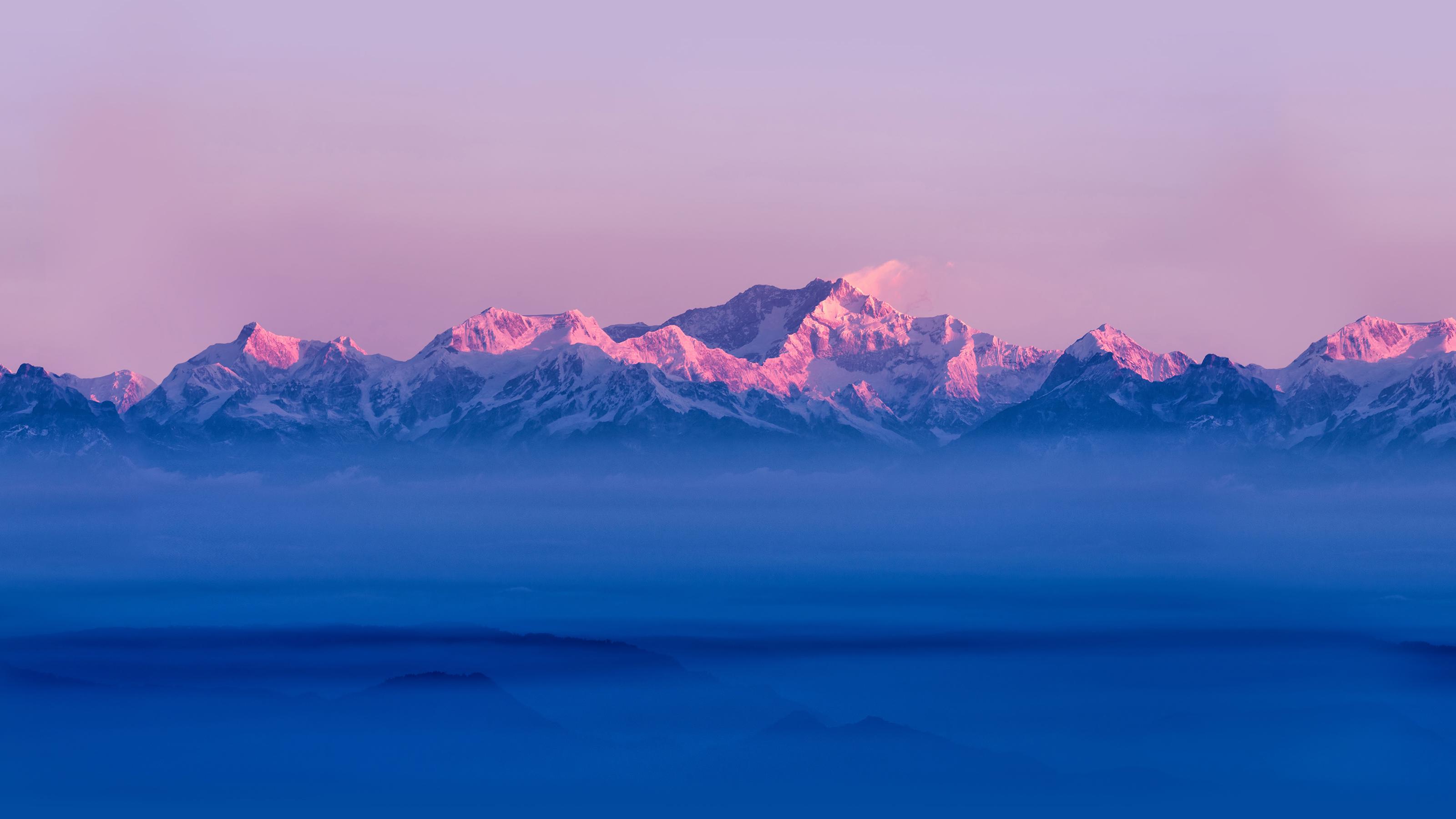 3200x1800 Himalayas Mountain Range Wallpaper