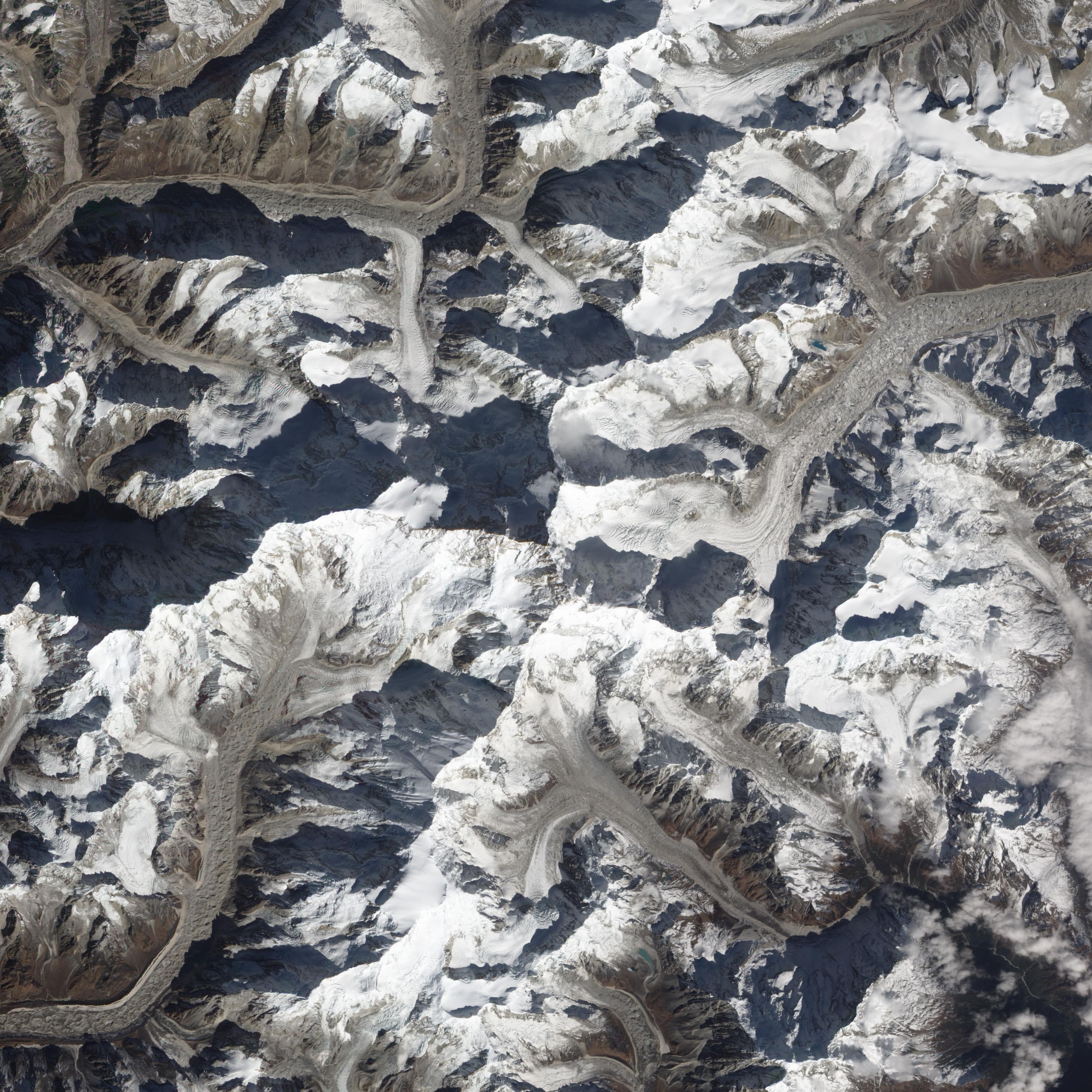 2908x2908 Kangchenjunga