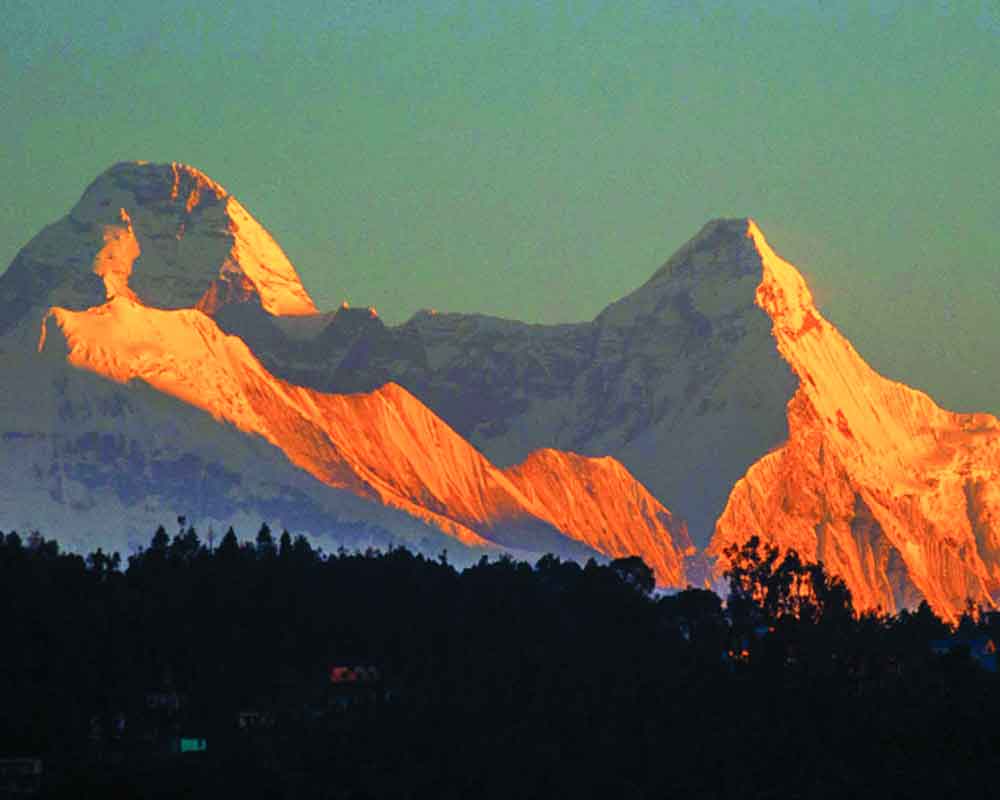 1000x800 Death threat delays Nanda Devi climbers' retrieval