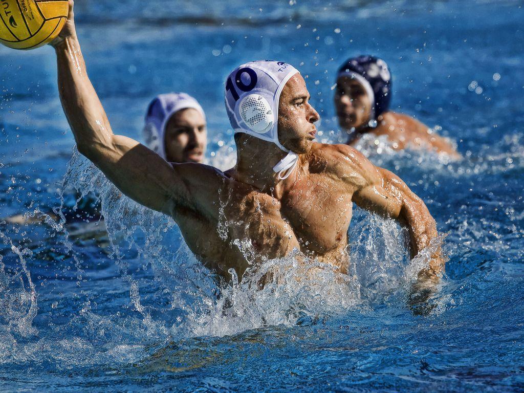 1024x768 Water Polo Wallpaper
