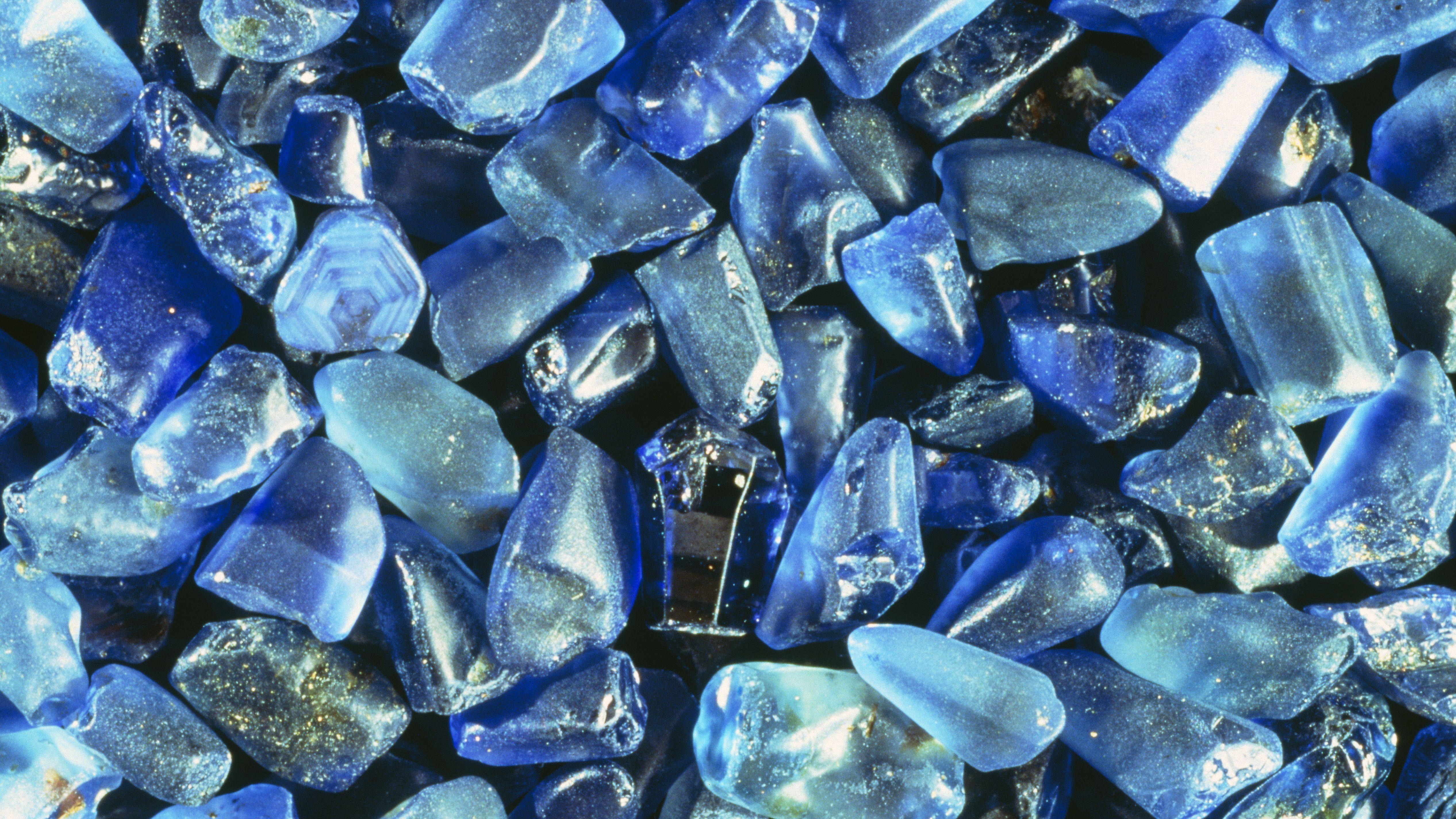 5065x2849 September Birthstone Facts