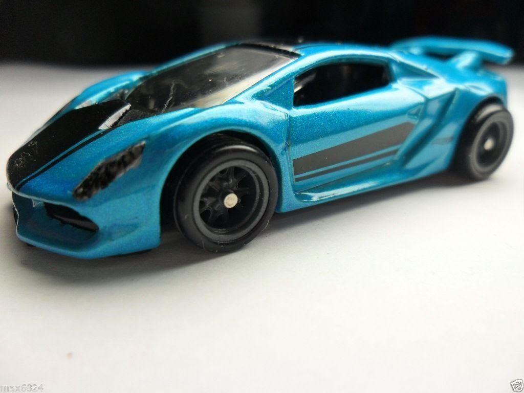 1024x768 Hot Wheels 2016 Upcoming Lamborghini Sesto Elemento Blue