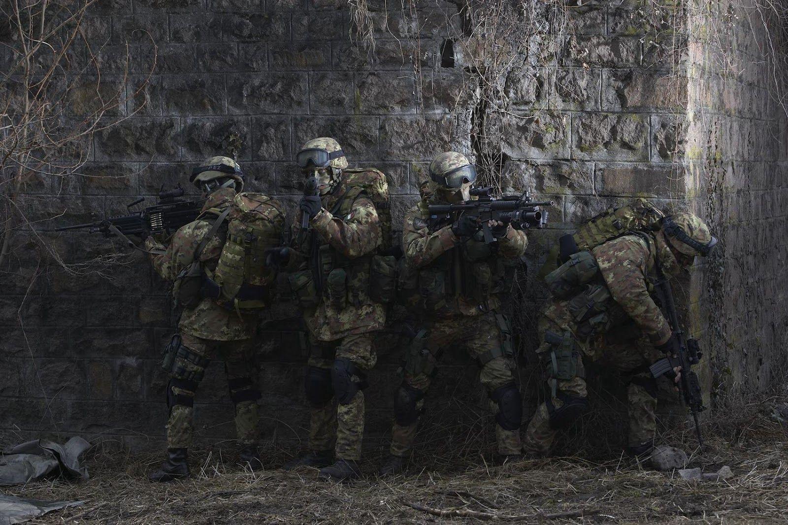 1600x1066 Army Phone Wallpaper