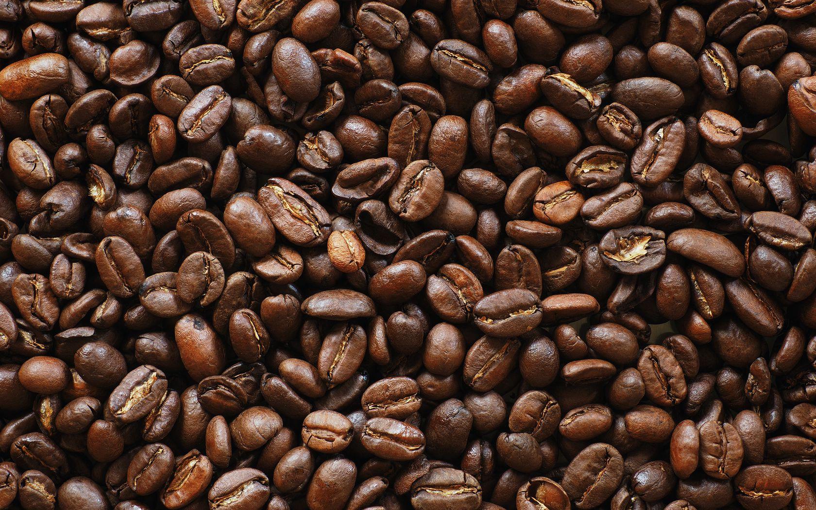 1680x1050 Download wallpaper 1680x1050 coffee beans, coffee, brown, macro, beans widescreen 16:10 HD background