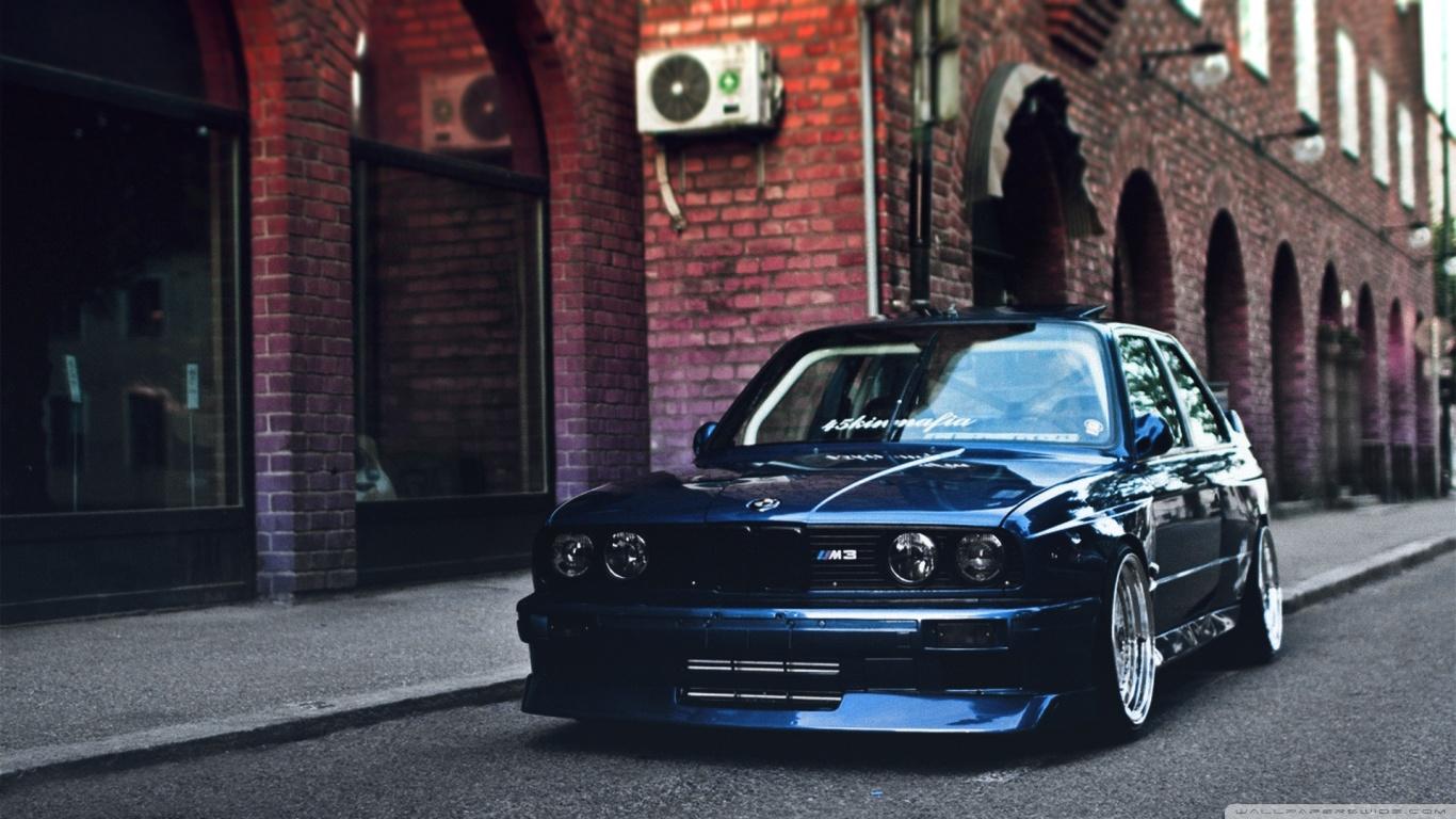 1366x768 BMW E30 M3 :)