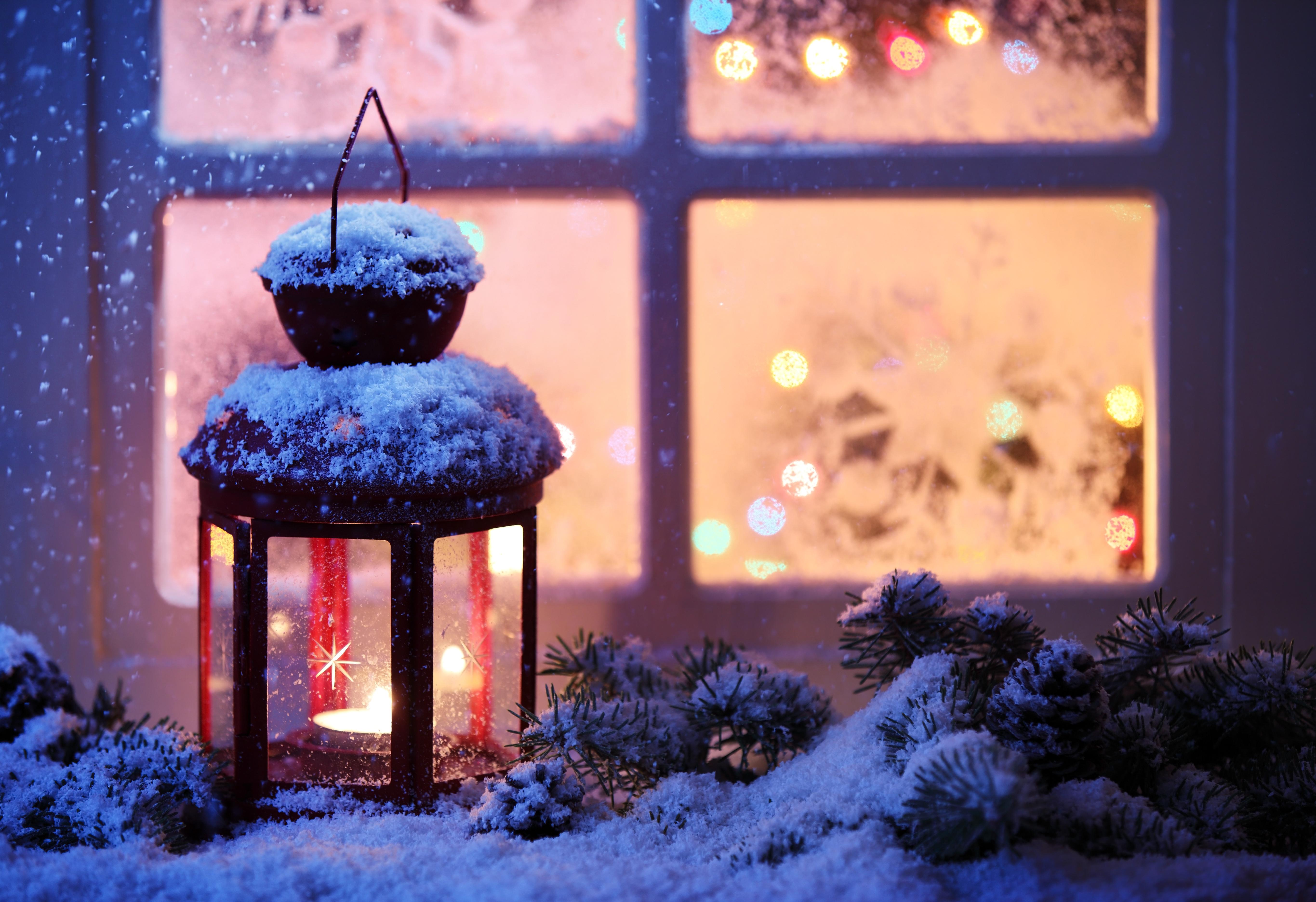 5462x3744 Wallpaper. New Year. photo. picture. new year, Merry Christmas, lantern, Window, winter