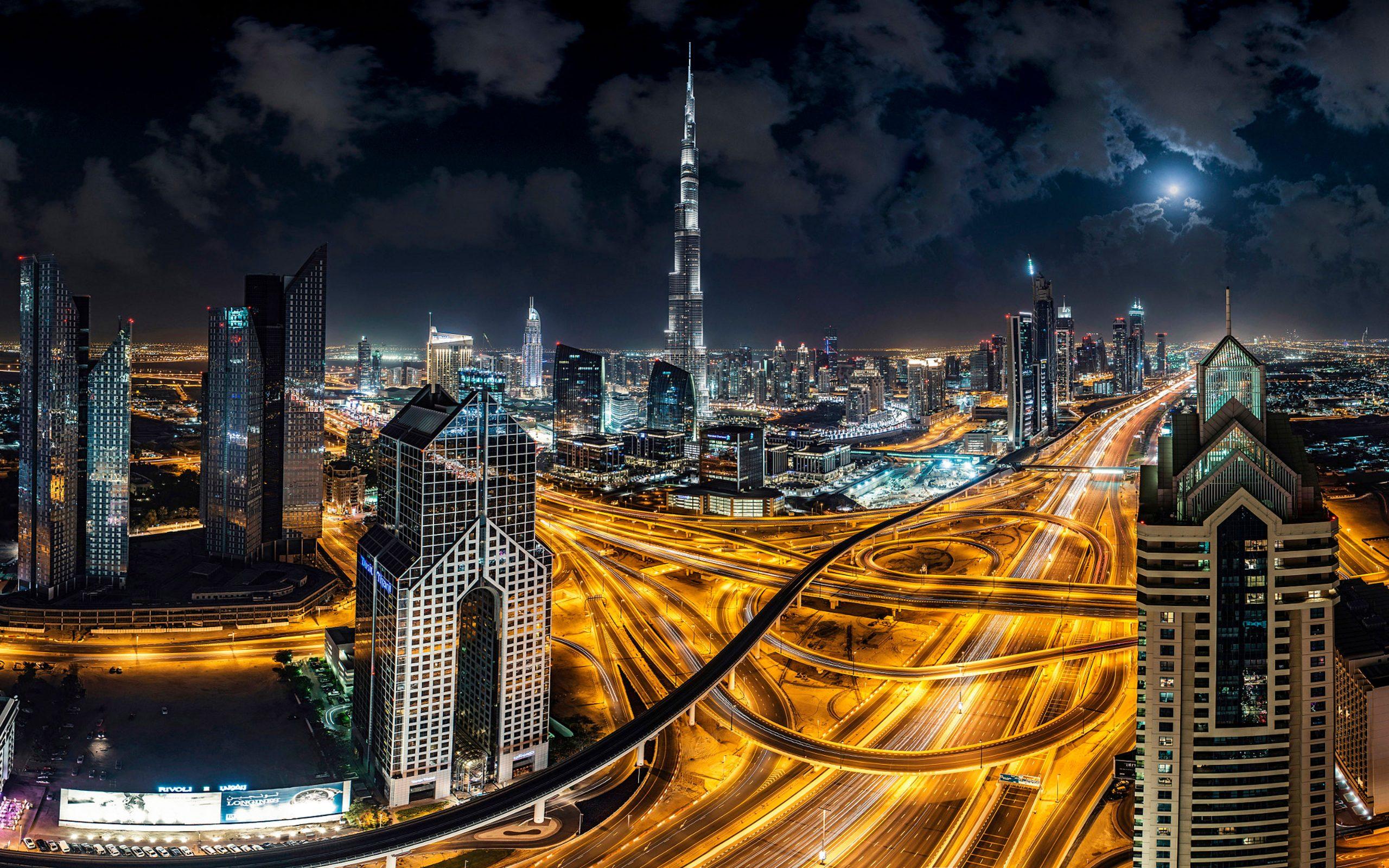 2560x1600 Wallpaper Burj Khalifa Skyscraper In City Dubai United Arabia • Wallpaper For You HD Wallpaper For Desktop & Mobile