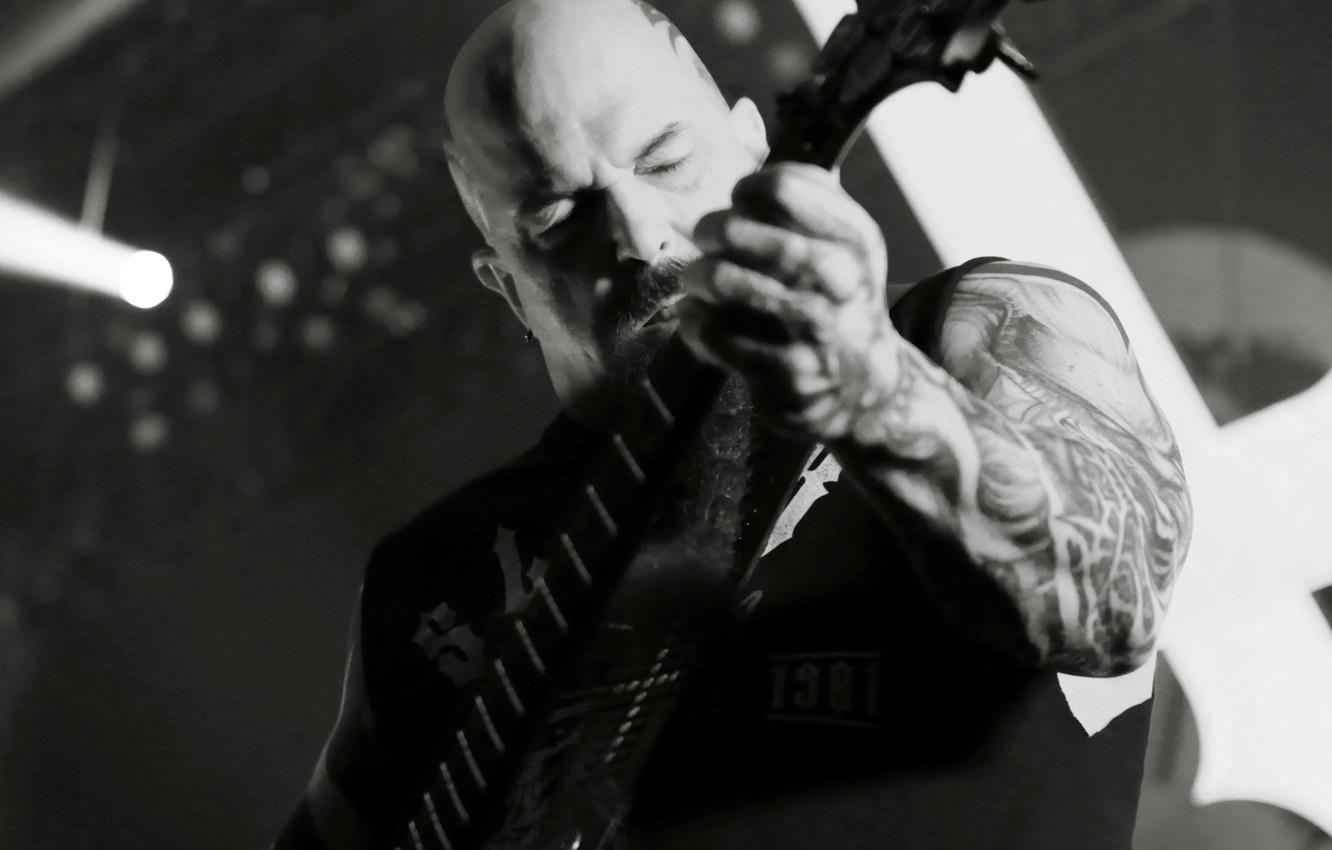 1332x850 Wallpaper guitar, black and white, cross, concert, metal, beard, tattoo, kerry king, slayer, thrash image for desktop, section музыка