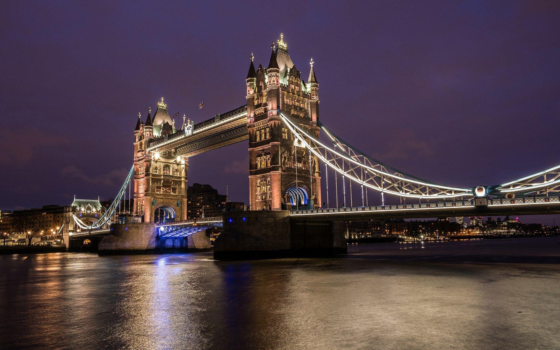 London bridge. Тауэрский мост Лондон Великобритания. Лондон мост Тауэр бридж. Великобритания Тауэрский мост вертикальный. Тауэр бридж раздвижной мост.