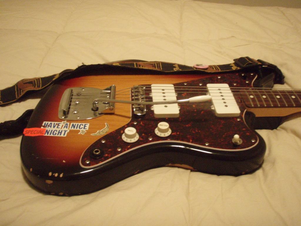 1024x768 Fender Jazzmaster