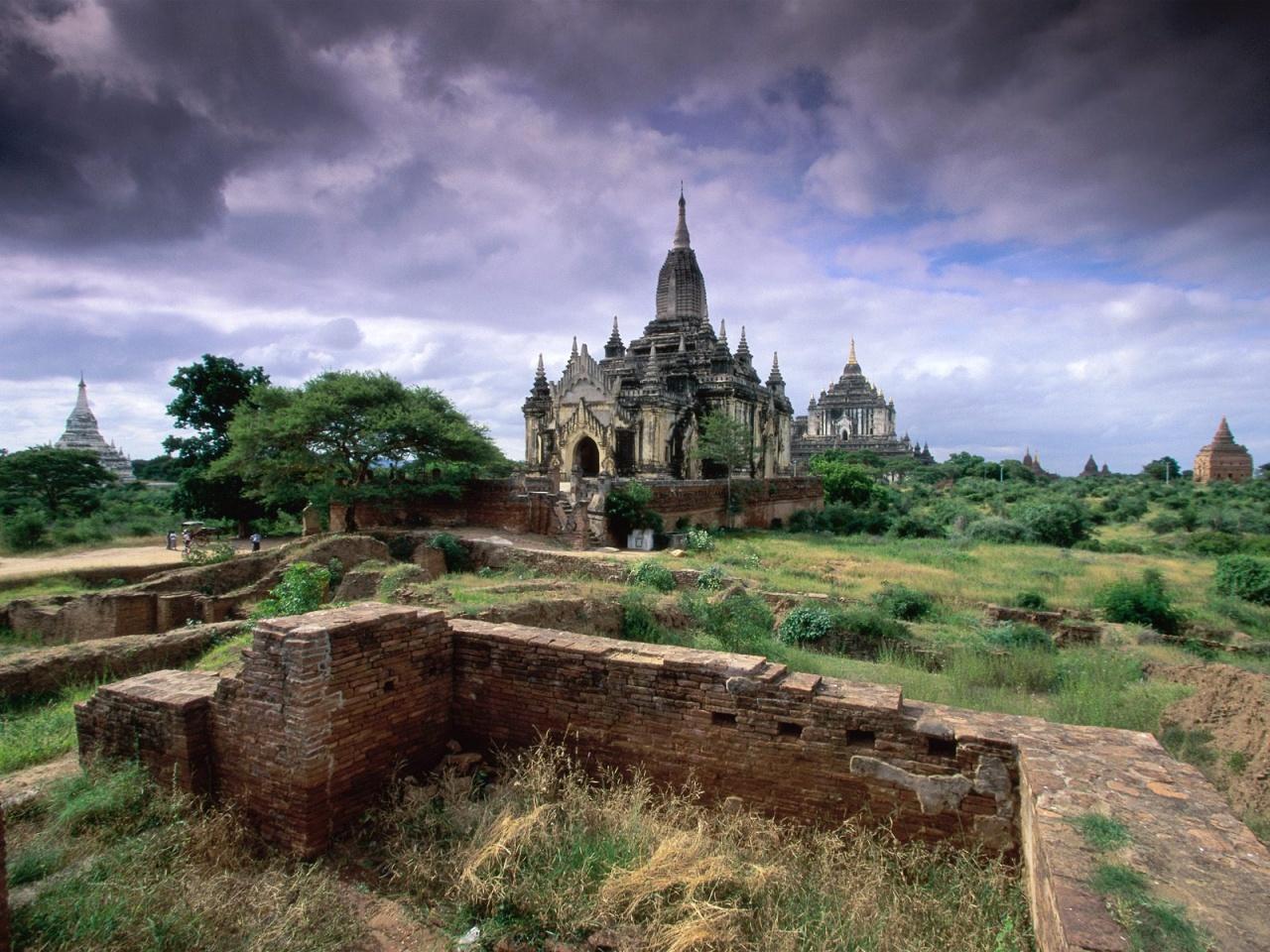 1280x960 Bagan Myanmar Wallpaper