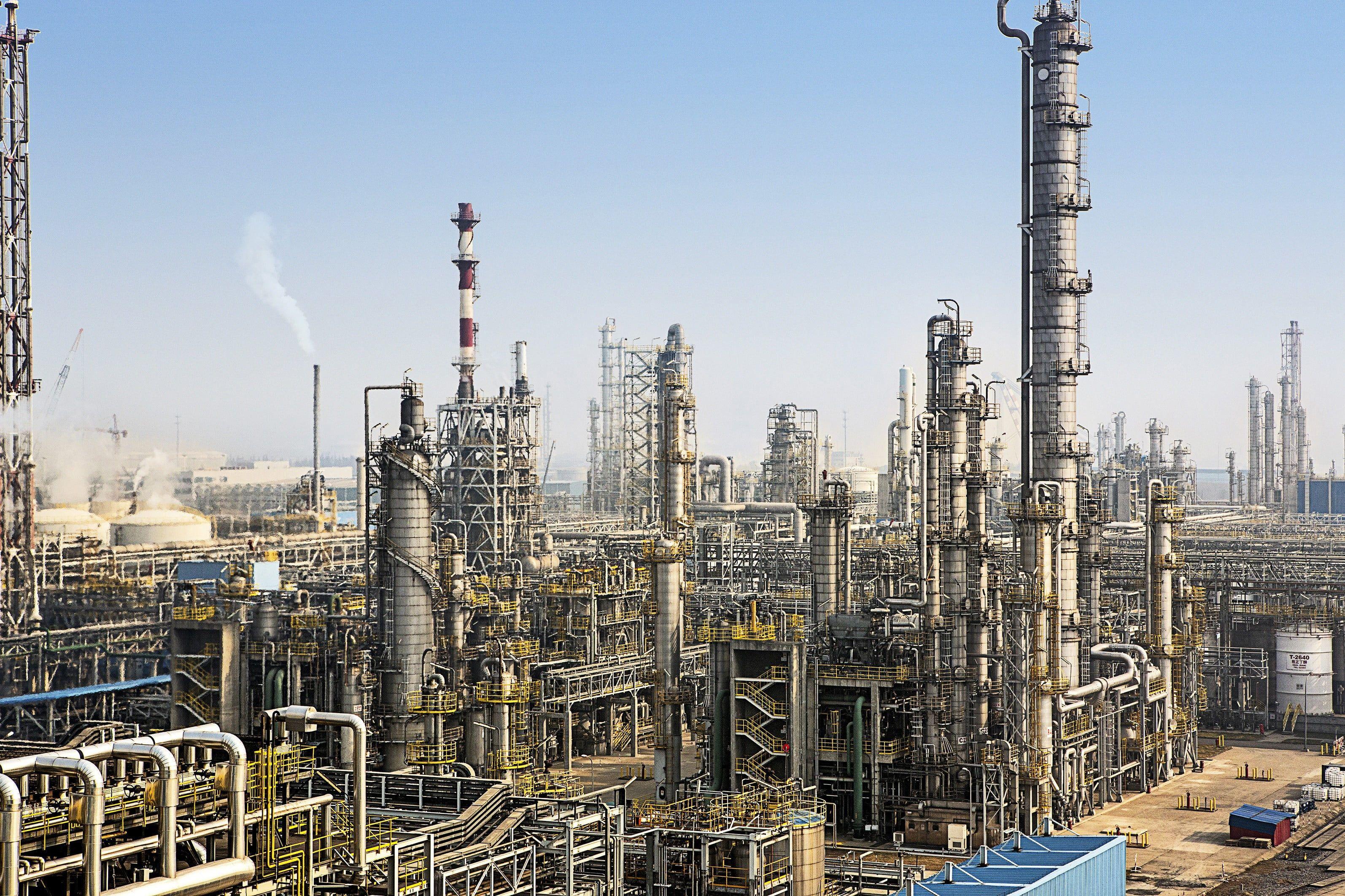 3189x2126 factory #factories power plant #industrial K #wallpaper #hdwallpaper #desktop. Power plant, Industrial building exterior, Building exterior