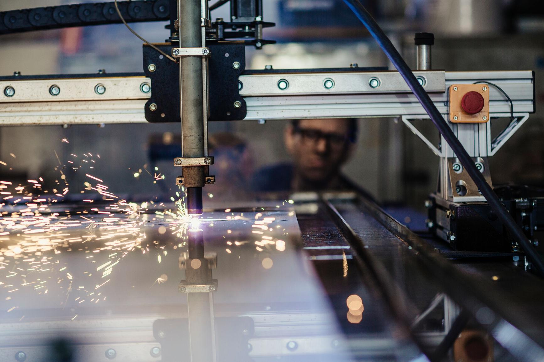 1733x1155 The Reasons Behind America's Manufacturing Comeback