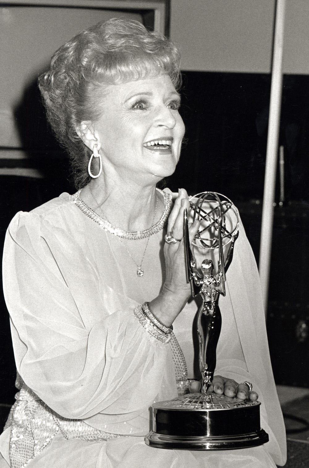 1000x1517 The Amazing Life of Betty White in Photo