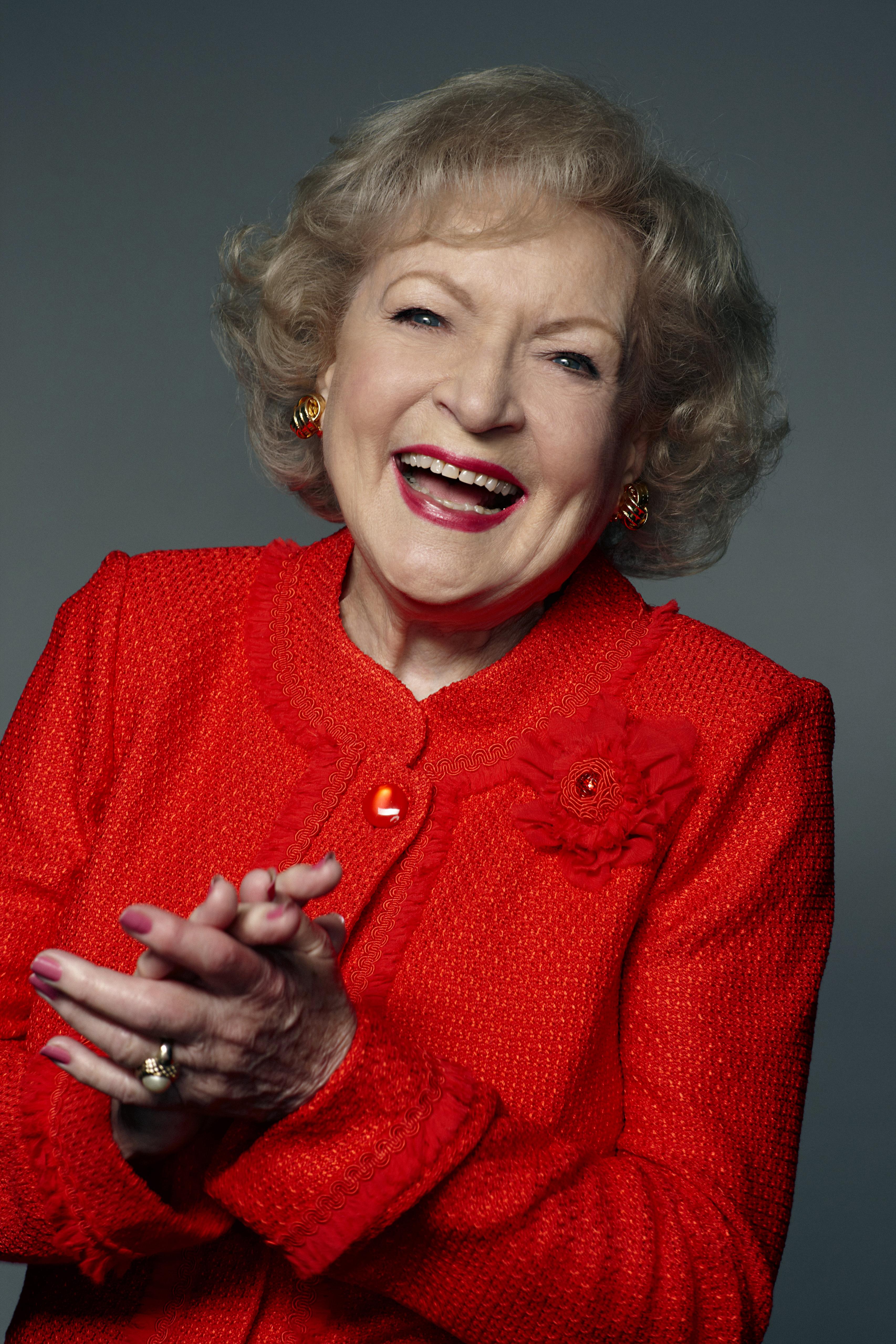 3412x5118 Q & A with Betty White