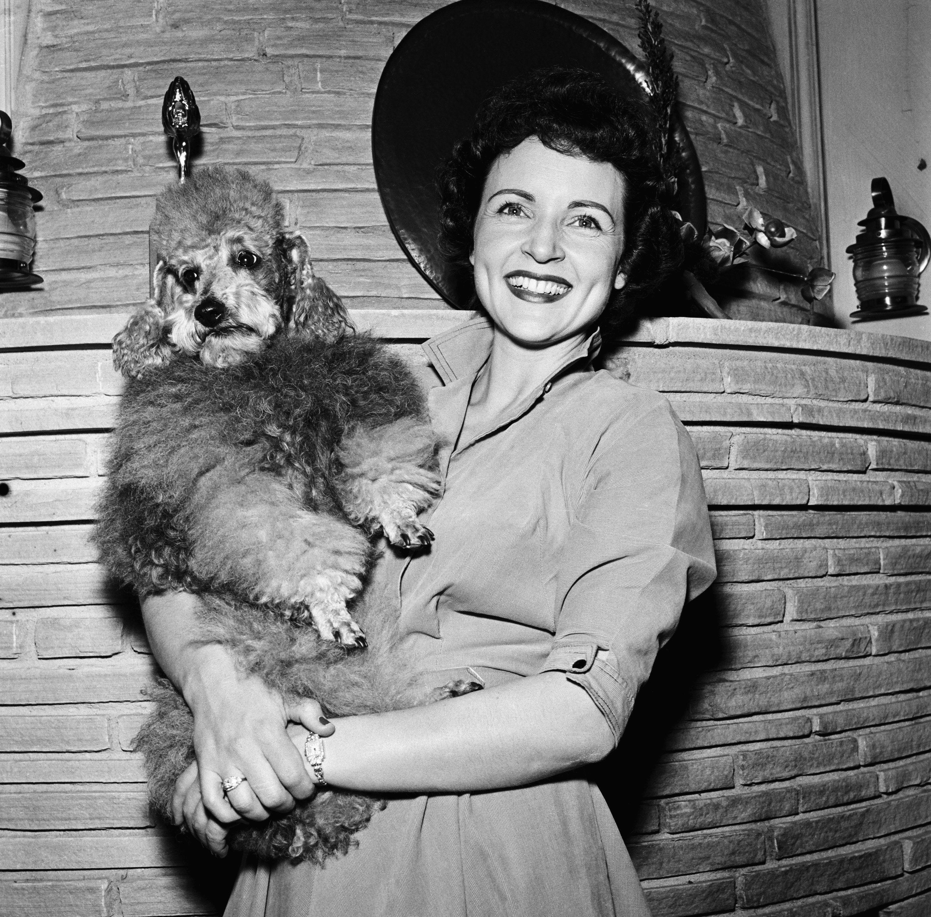 3000x2955 Rare Photo of Betty White When She Was Young Betty White Photo