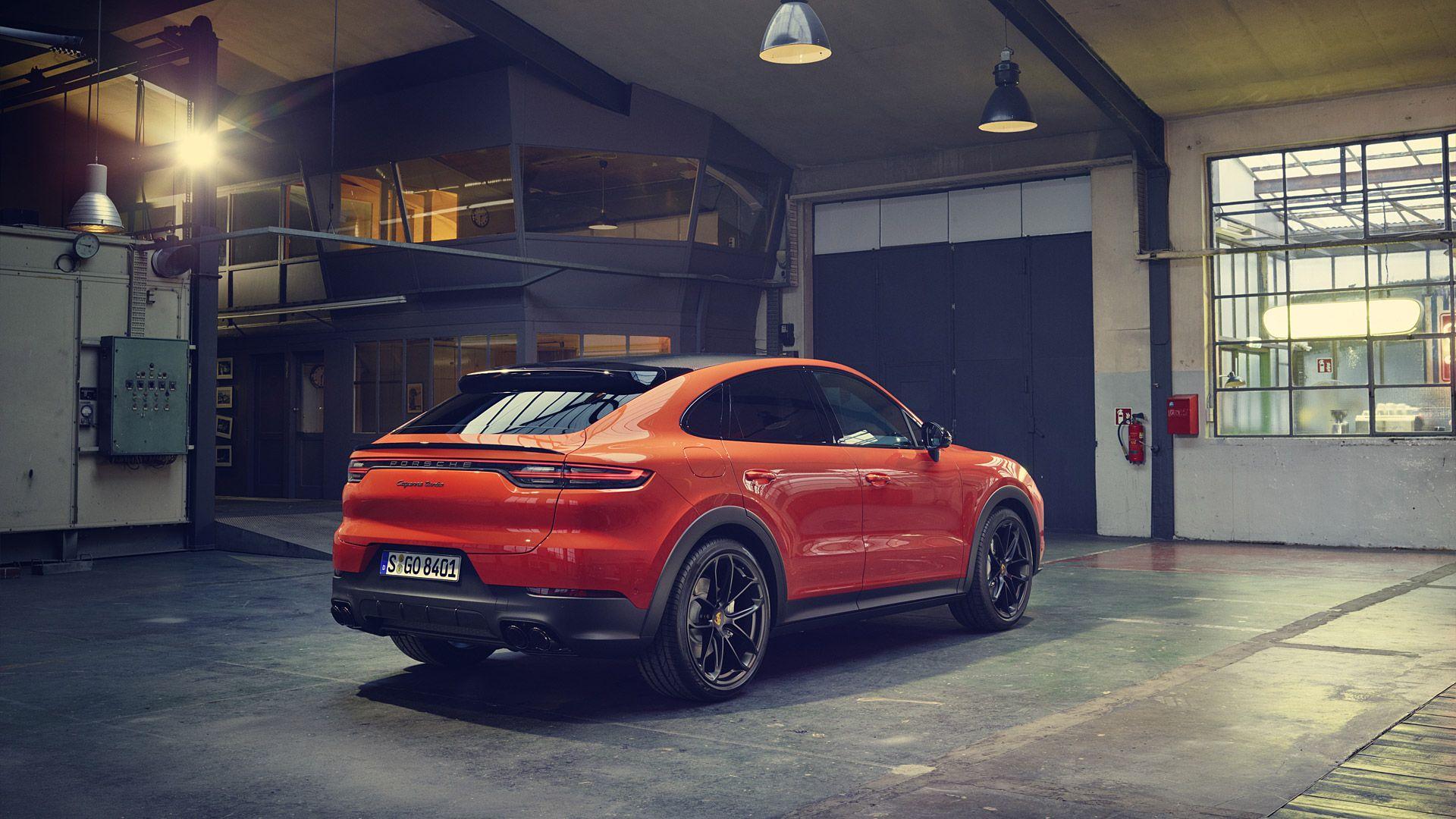 1920x1080 Porsche Cayenne GTS Coupe 2020 HD Wallpaper