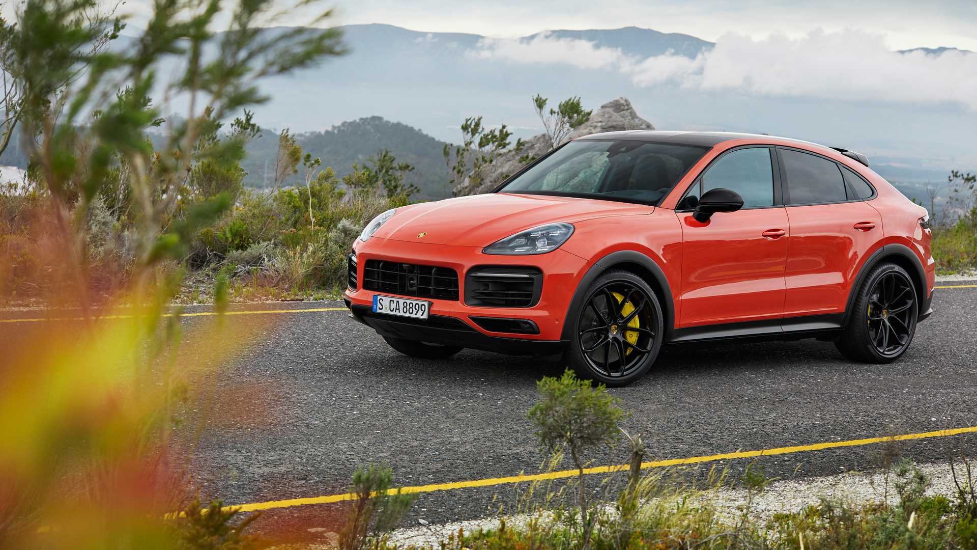 1920x1080 Porsche Cayenne Coupe GT Coming With Lamborghini Urus Power?