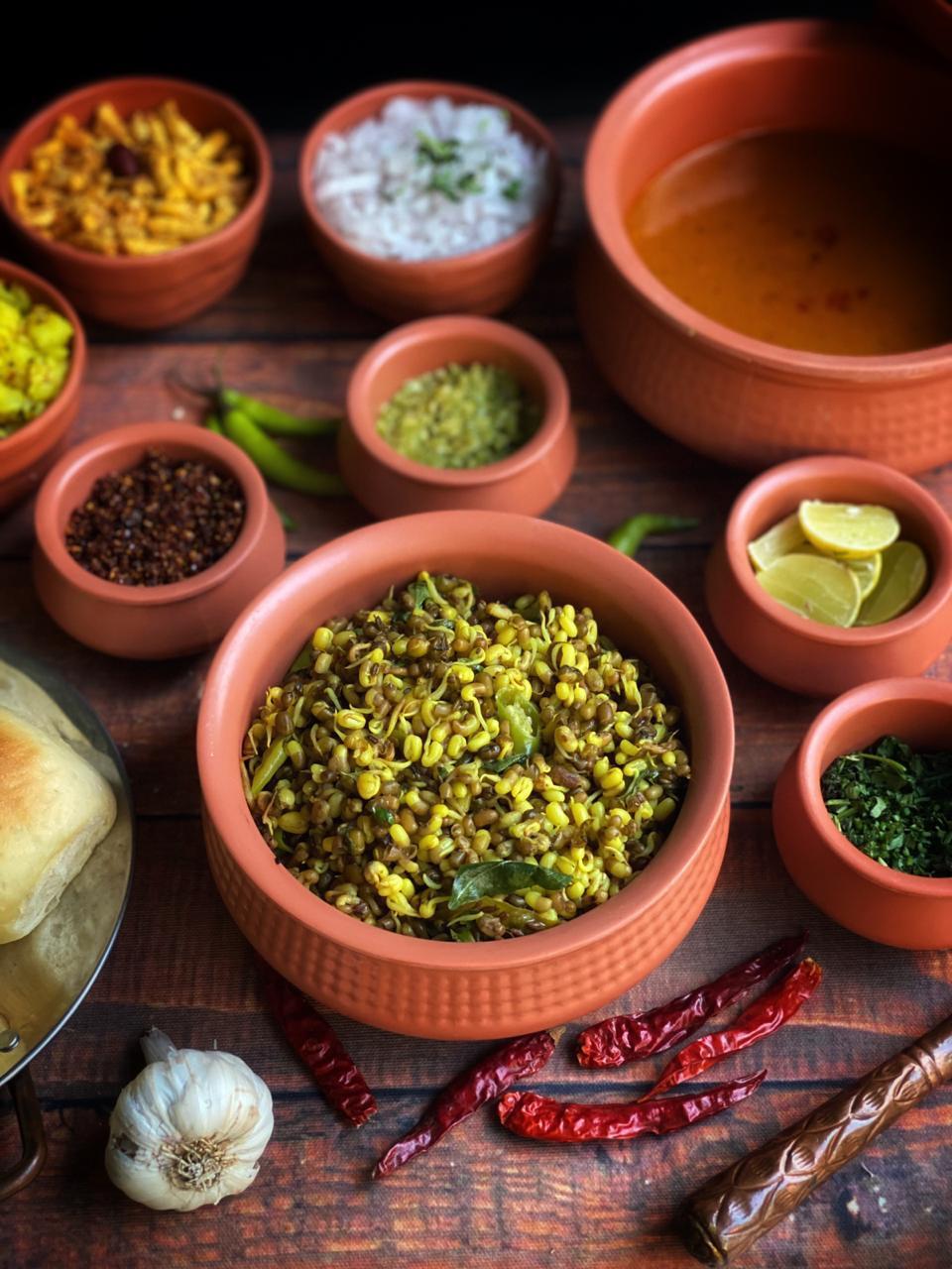 960x1280 Kolhapuri Misal Pav With Gitanjali