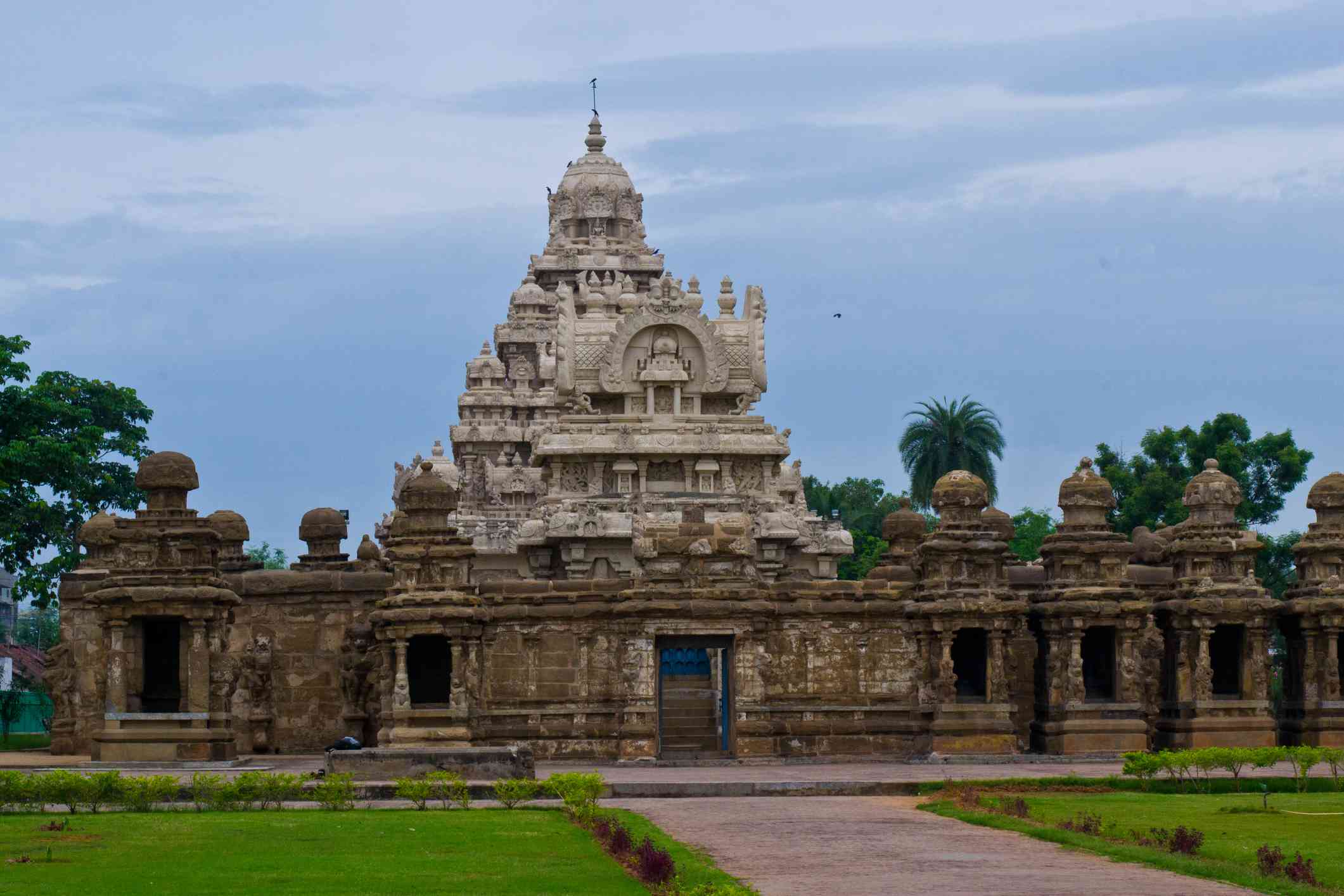 2121x1414 History of Hindu Templess
