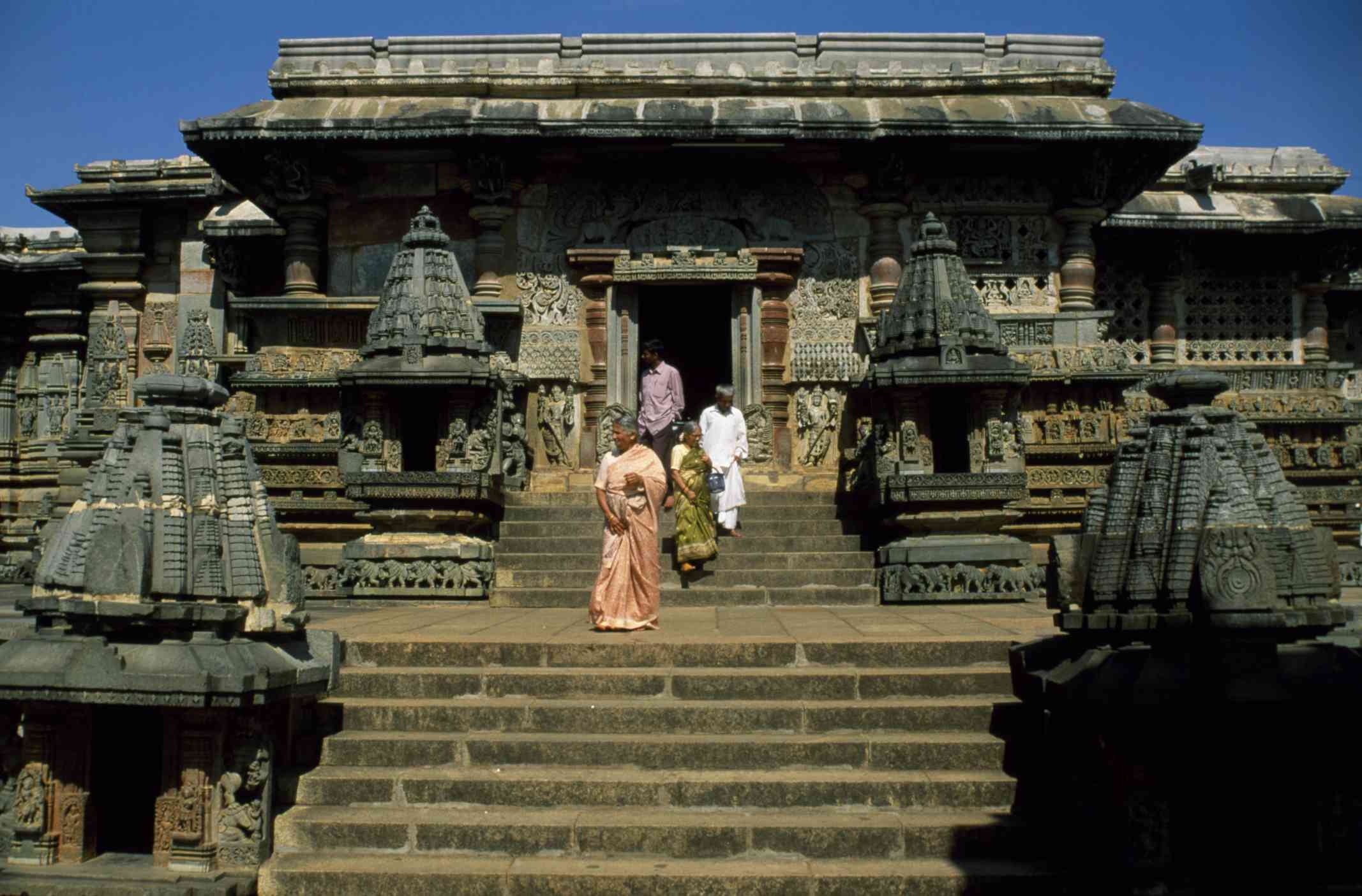 2134x1405 Top South Indian Temples with Amazing Architecture