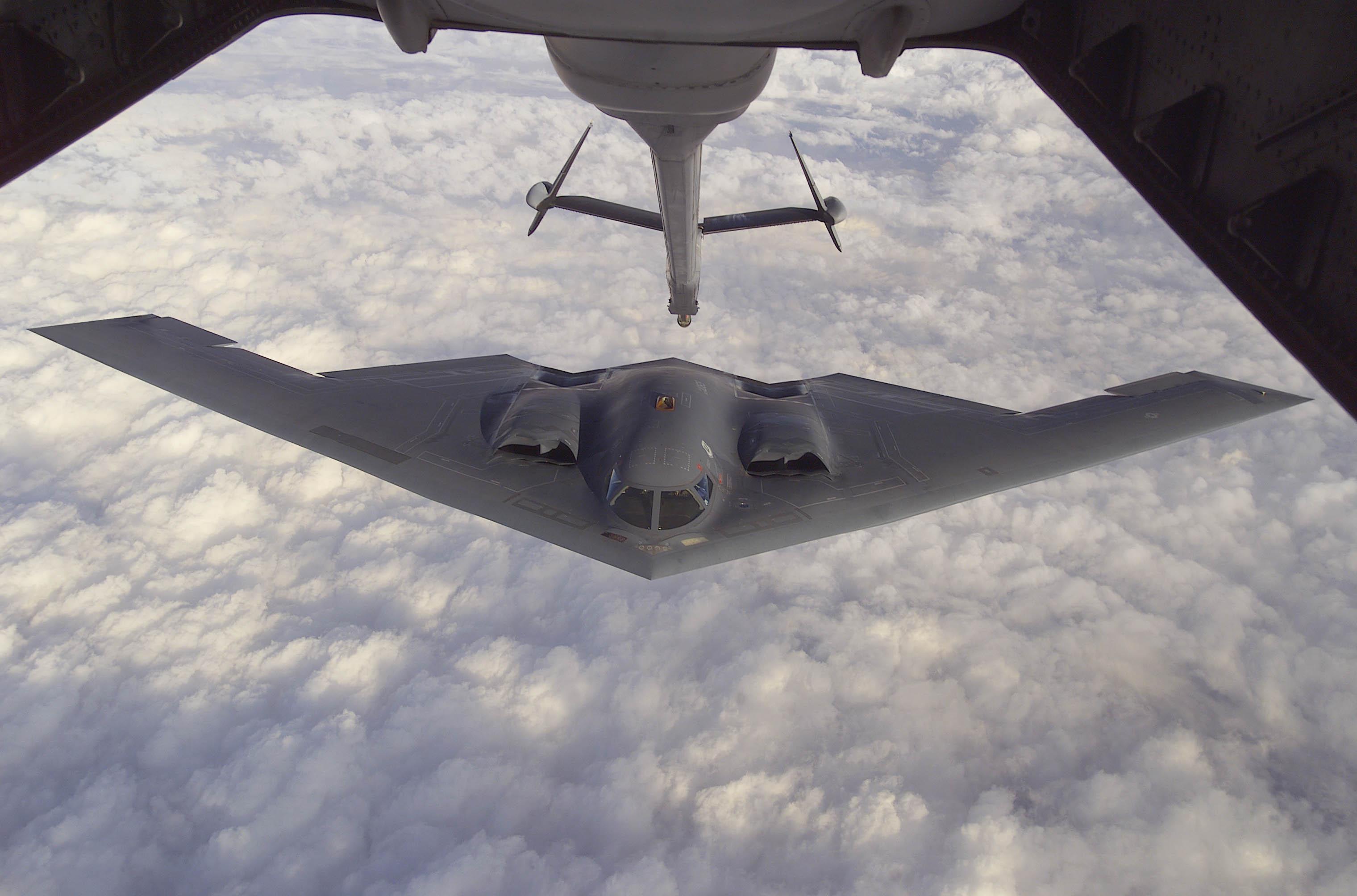3040x2008 B 2 Spirit > Air Force > Fact Sheet Display