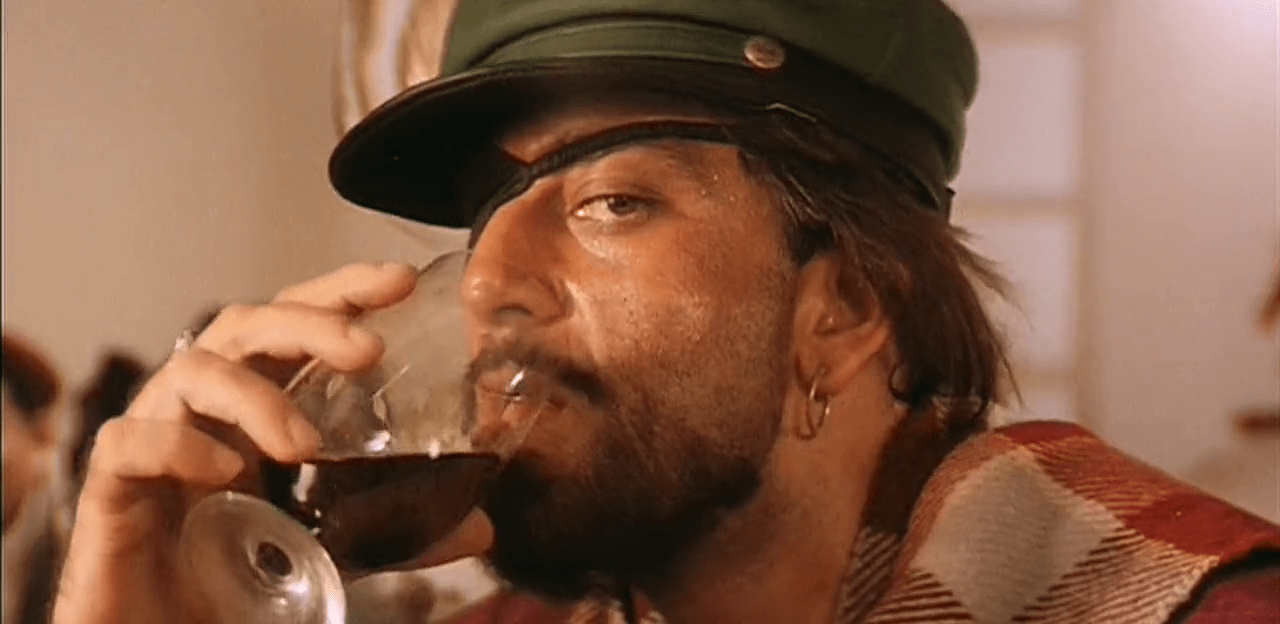 1280x624 Khal Nayak Disguise Dutt Choli Ke Peeche
