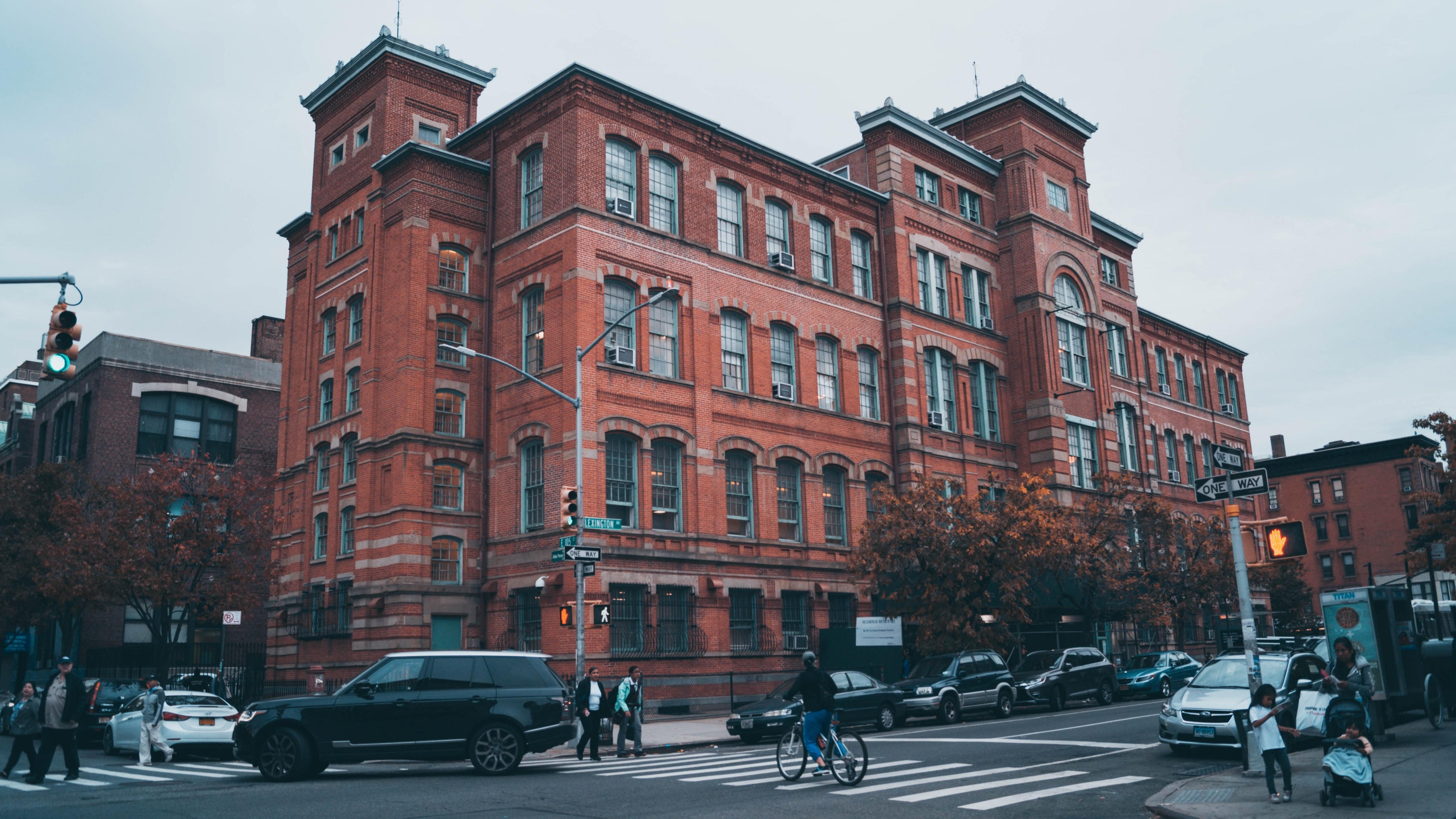 5120x2880 Download 5120x2880 Usa, New York City, Building, Street, People, Crosswalk Wallpaper