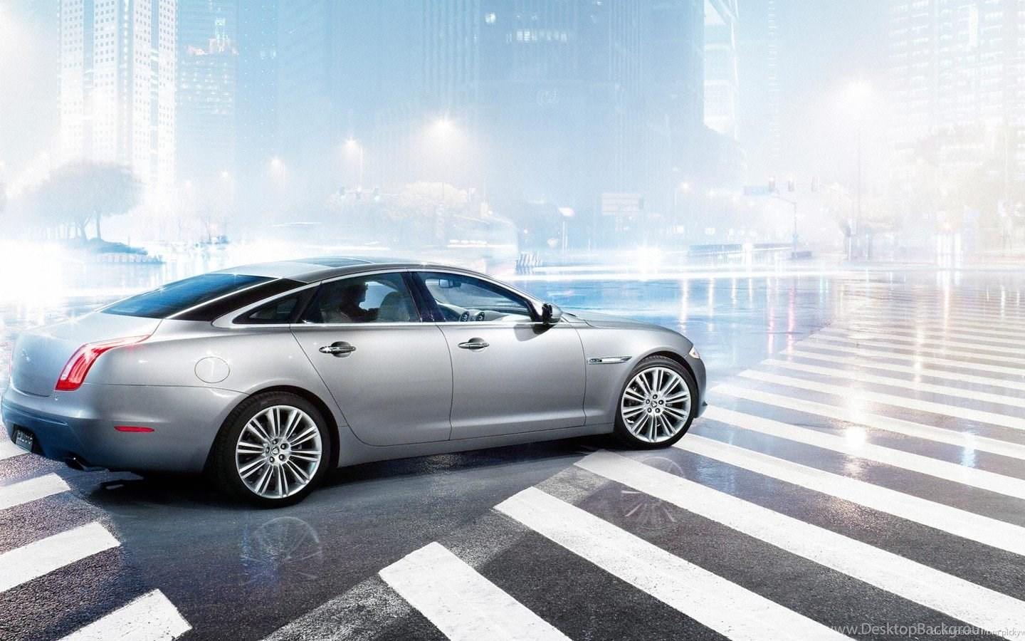 1440x900 Download 1600x900 Crosswalk Jaguar XJ Wallpaper Desktop Background
