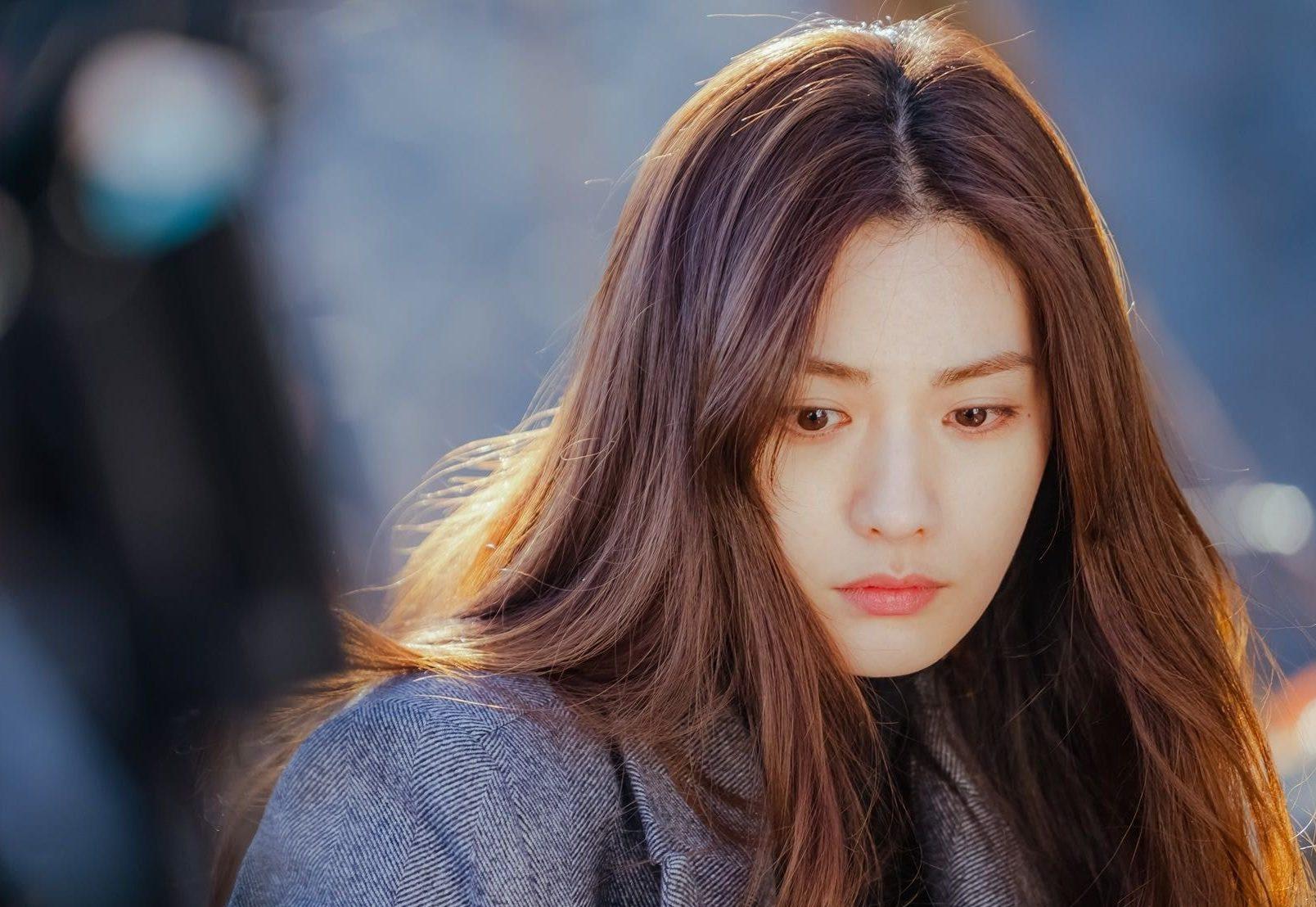 1608x1108 Nana Reviewing Her Proposal for 'Glitch', Will She Meet Up with Jeon Yeo Been?