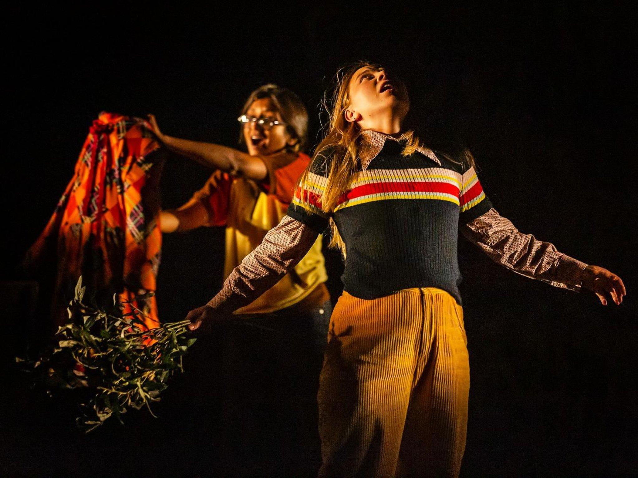 2048x1536 Powerful and poignant Lovely Bones on stage in Chichester