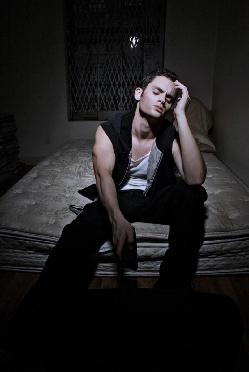 805x1200 Penn Badgley wallpaper