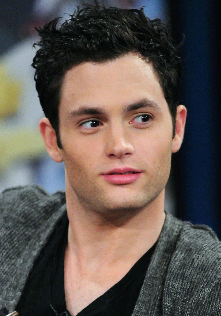 840x1202 hot babe bikini model: Penn Badgley