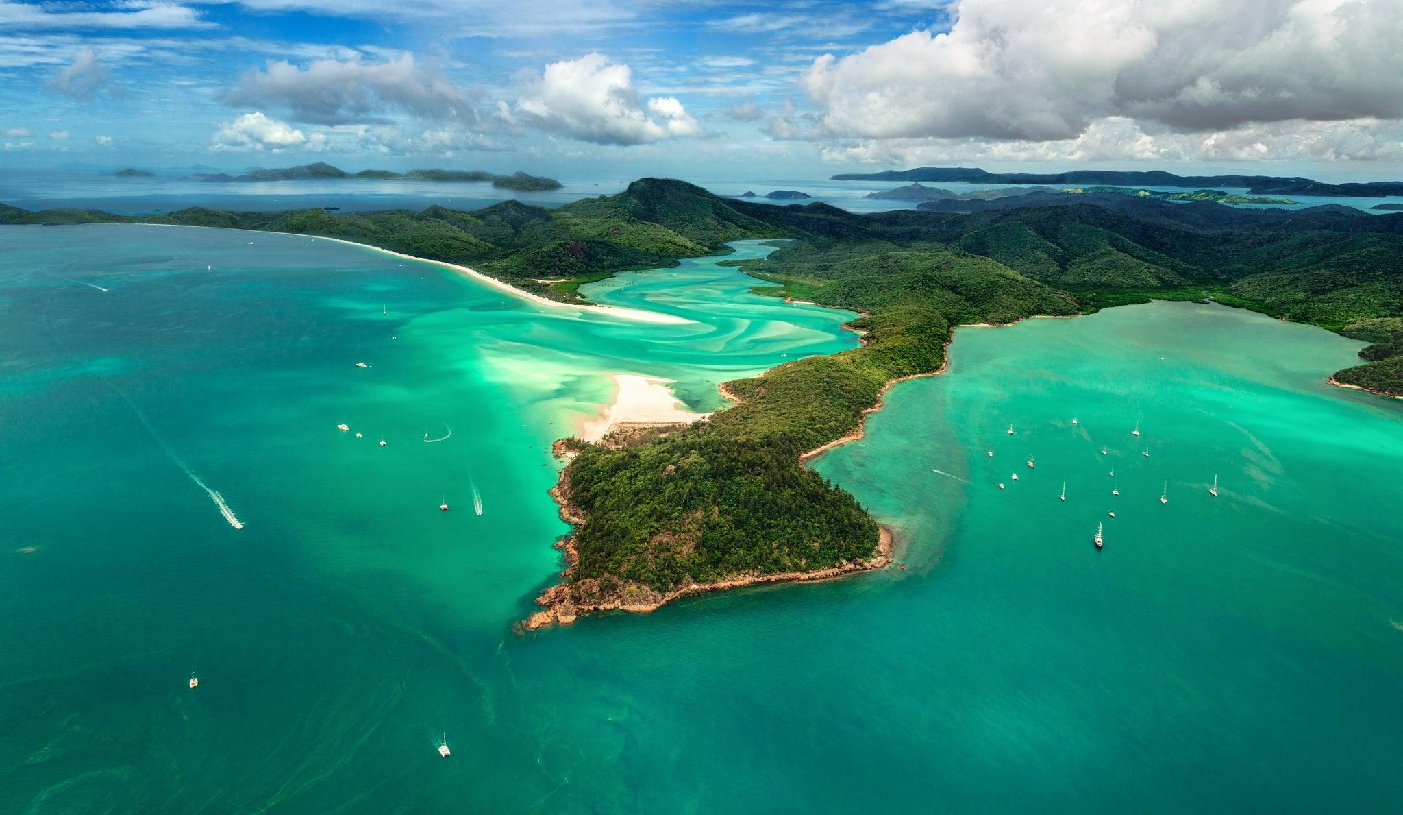 2048x1189 Whitsunday Island, Australia