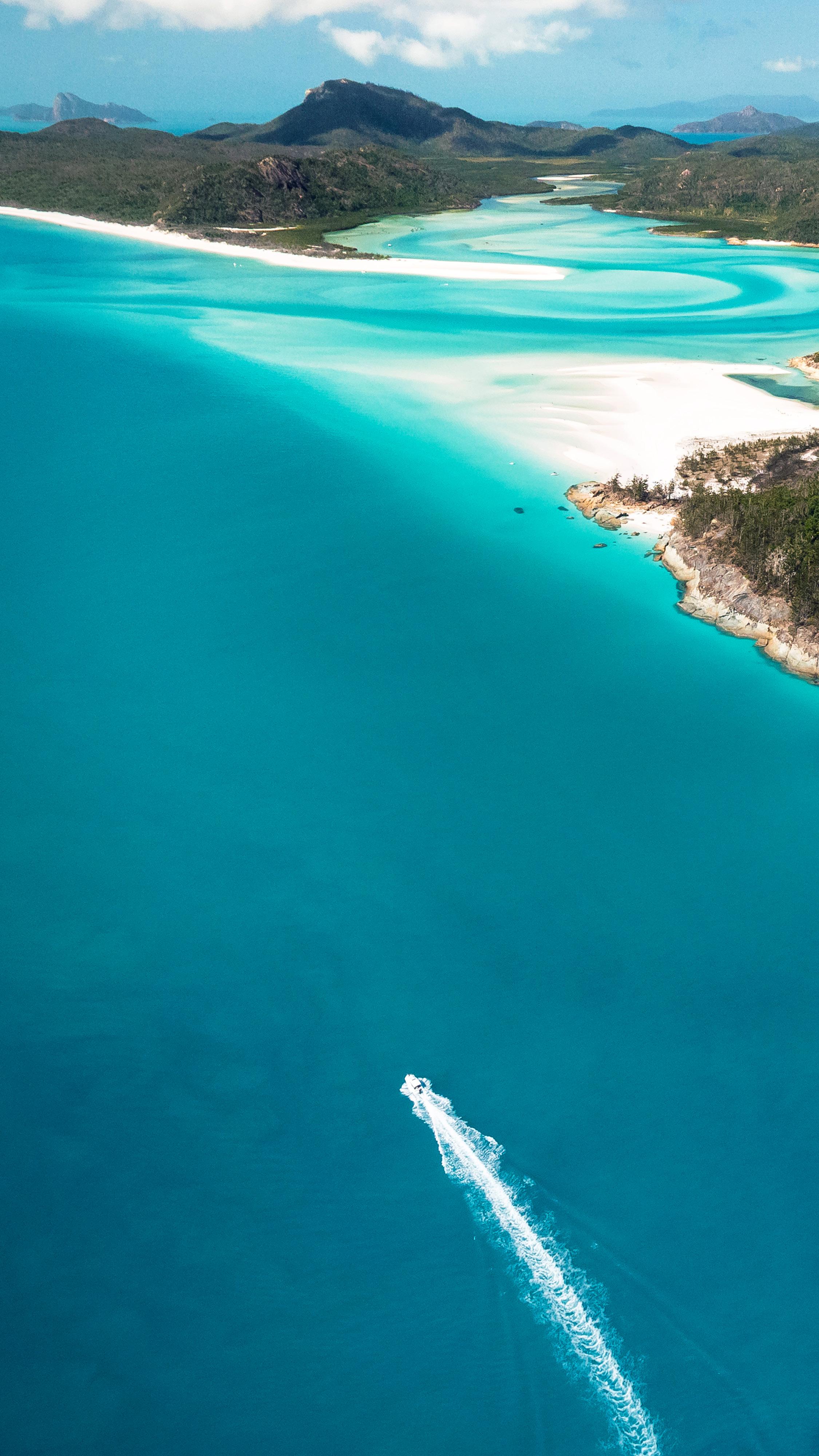 2250x4000 Dial in from paradise. Hamilton Island Blog