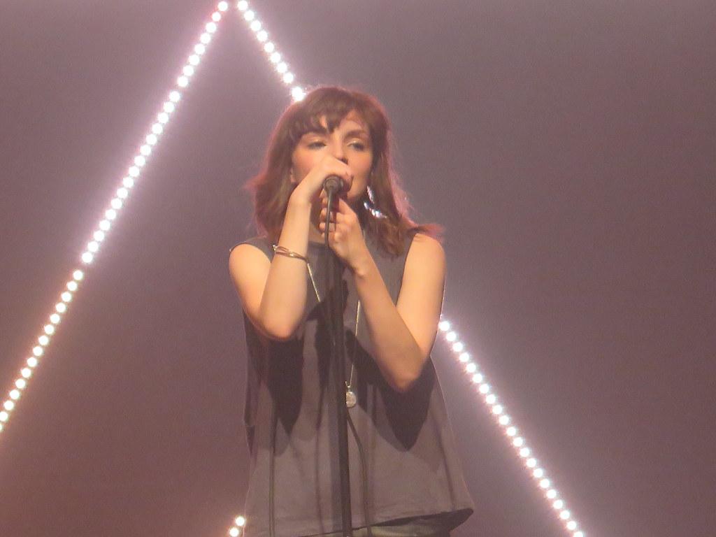 1024x768 Chvrches Mayberry, Iain Cook & Martin Doherty