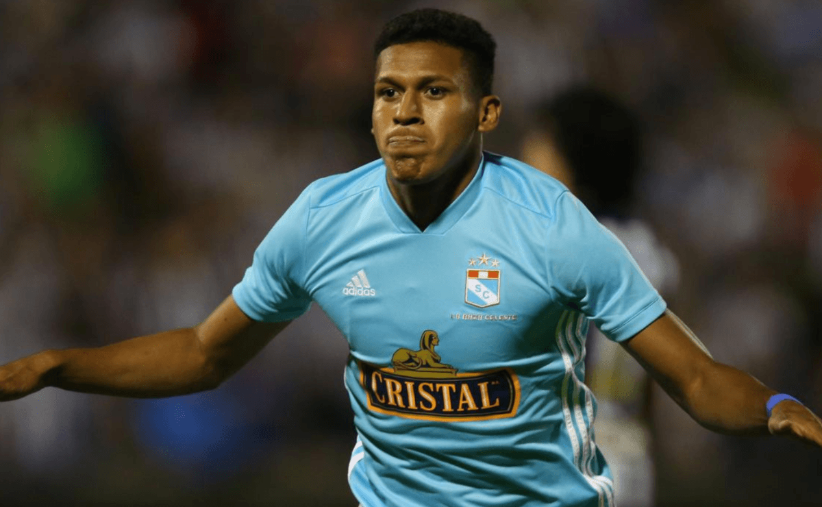 1200x740 Fernando Pacheco mostró su deseo de jugar en Sporting Cristal: No tendría ningún problema