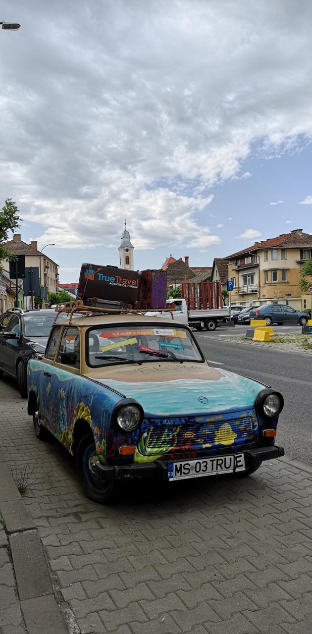 630x1280 Trabant wallpaper