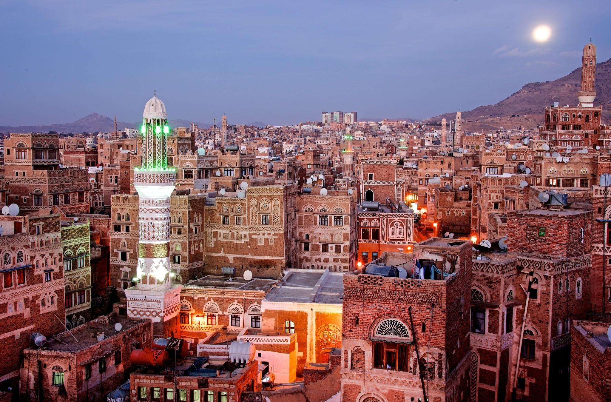 2048x1347 Sanaa Yemen Minaret Arabia Wallpaper:2048x1347