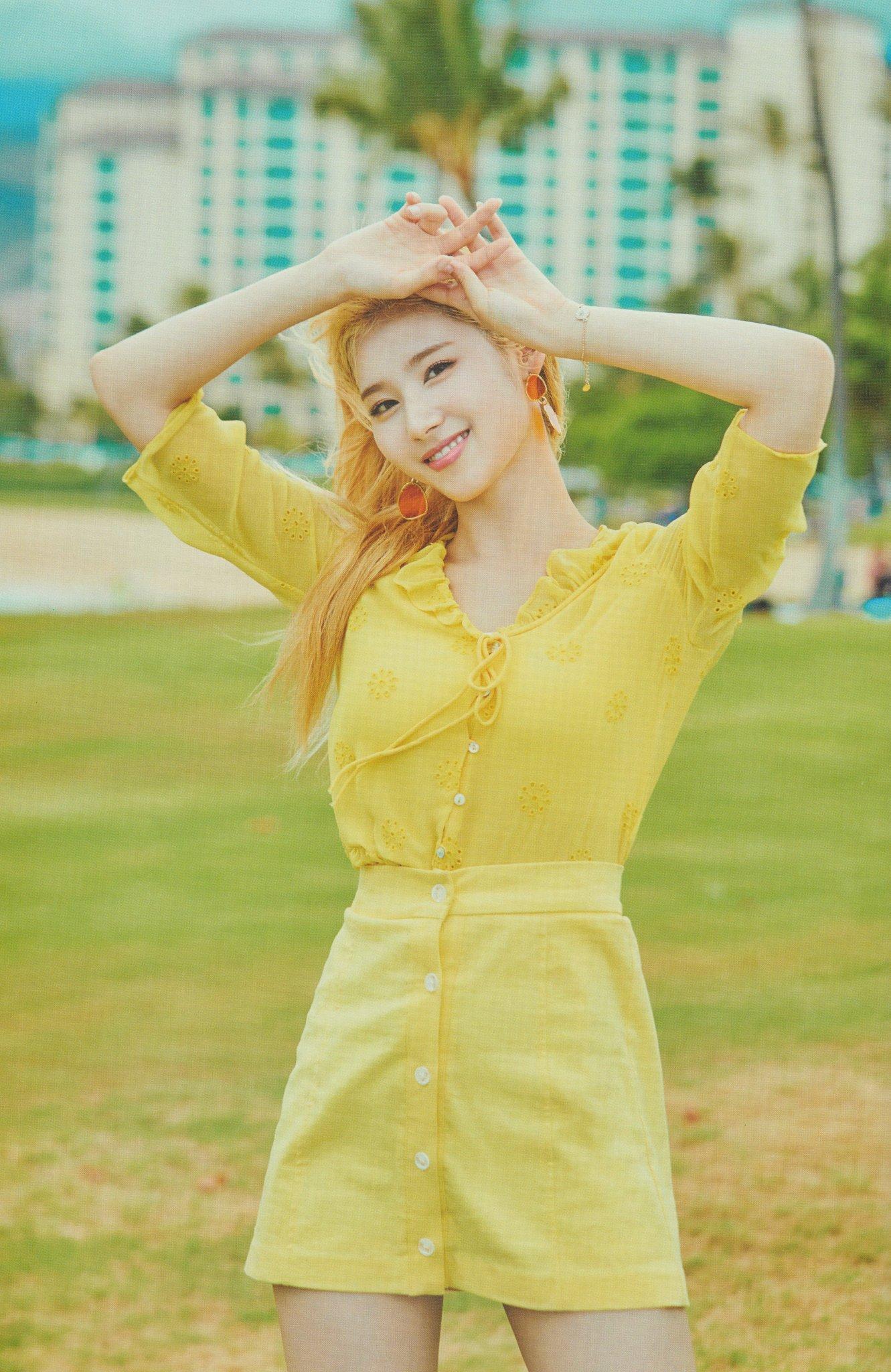 1331x2048 Sana (JYP Ent) Wallpaper