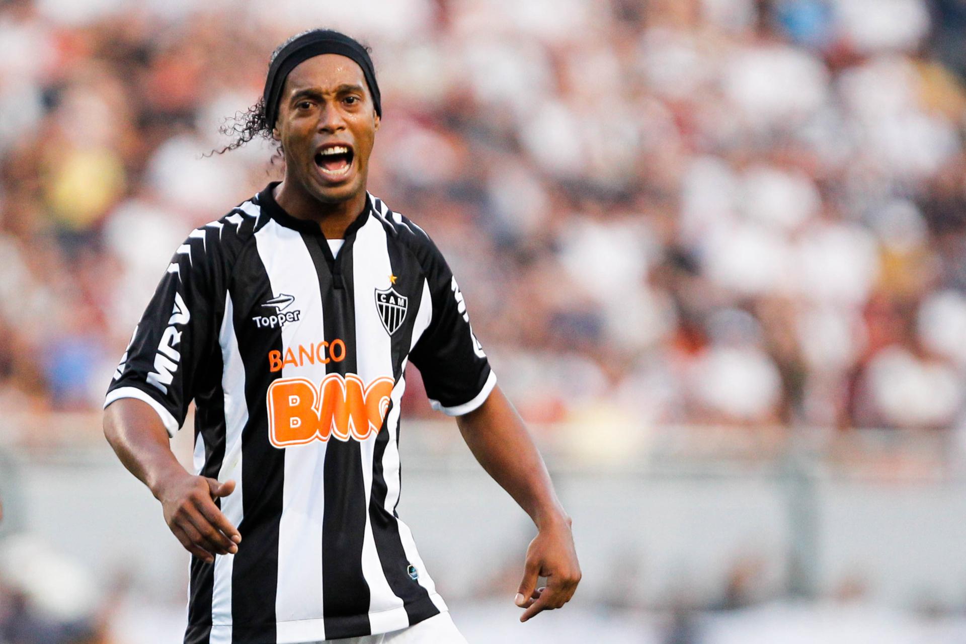 1920x1280 Ronaldinho HD Wallpaper, Clube Atlético Mineiro HD Wallpaper