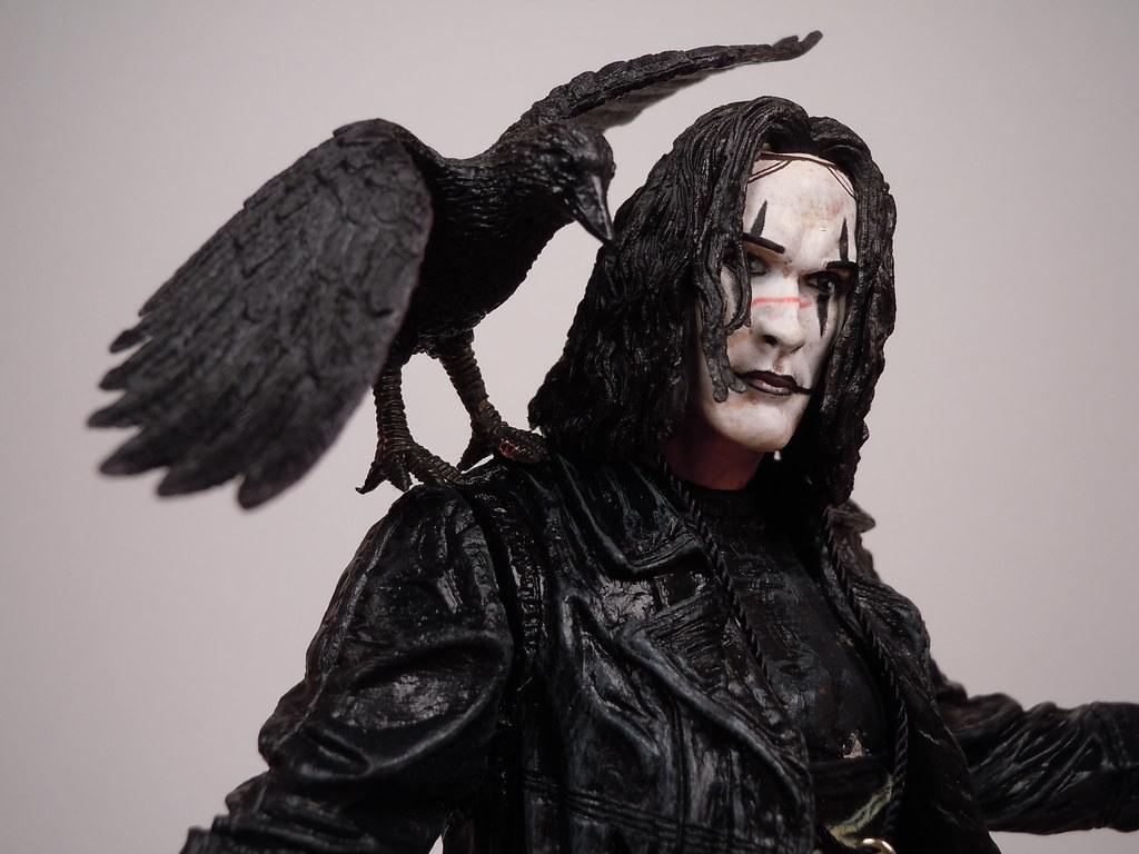 1024x768 Figure Review: NECA The Crow