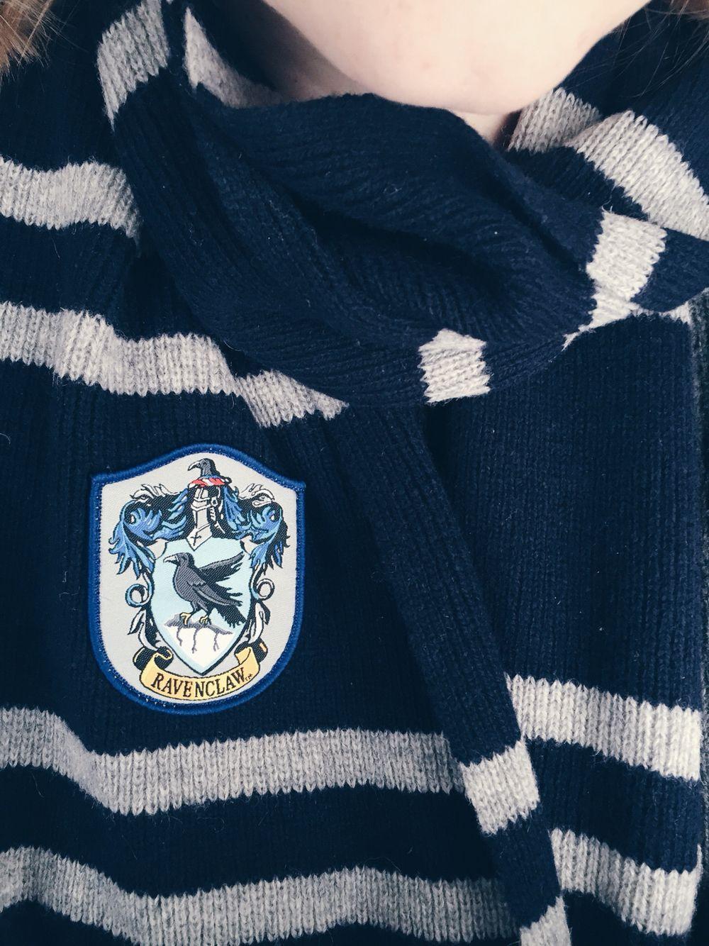 1000x1334 Ravenclaw Scarf Wallpaper