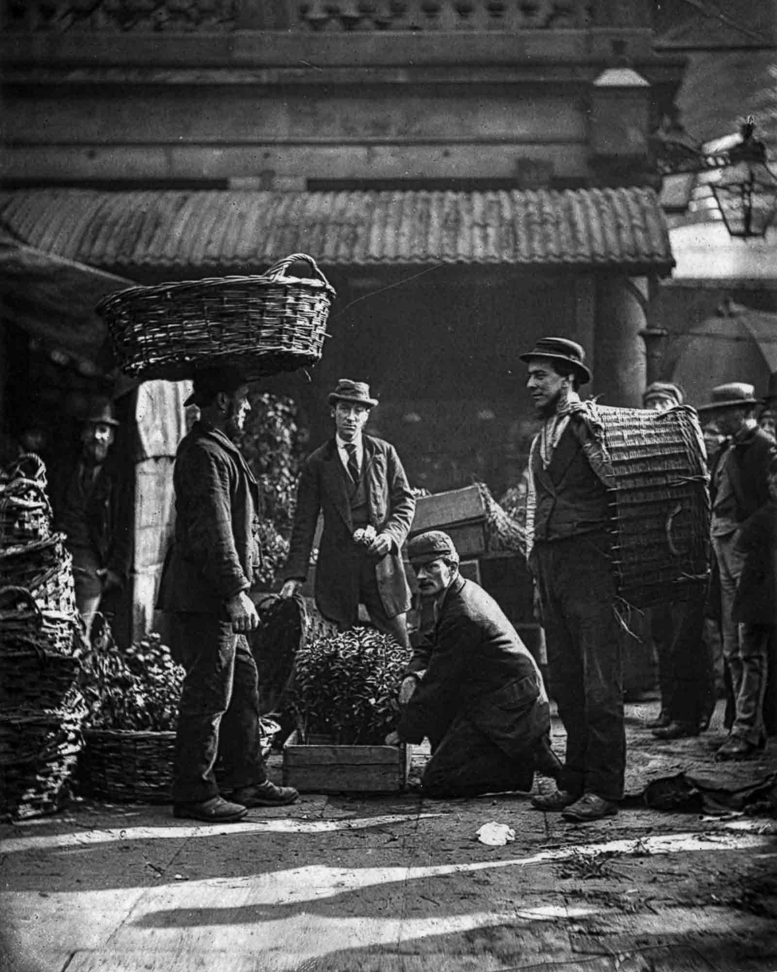 1600x2000 Street Life Of Victorian London In Rare Historical Photographs, 1873 1877 Historical Photo